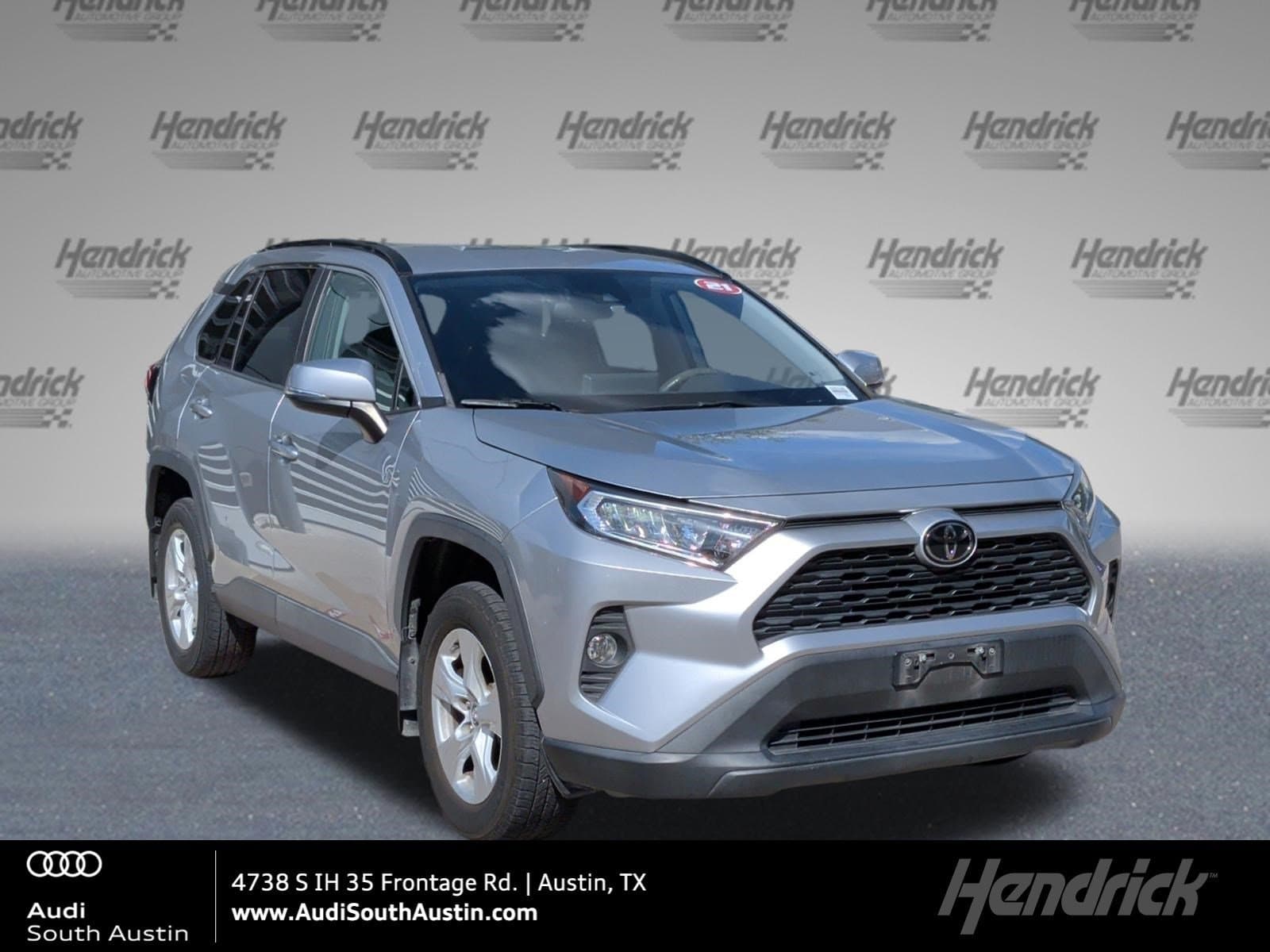 2021 Toyota RAV4 XLE — photo 1 of 36