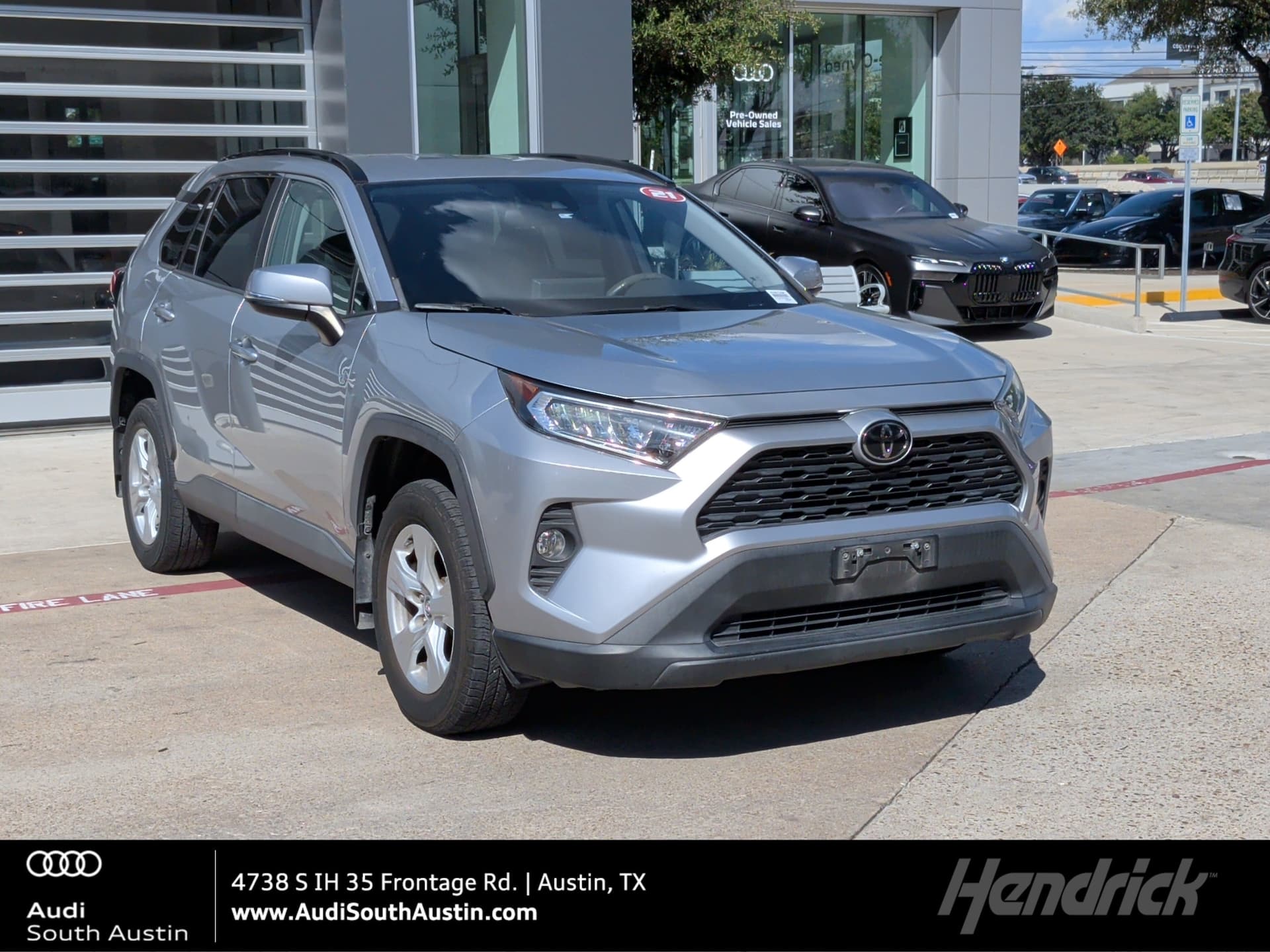 2021 Toyota RAV4 XLE — photo 1 of 36
