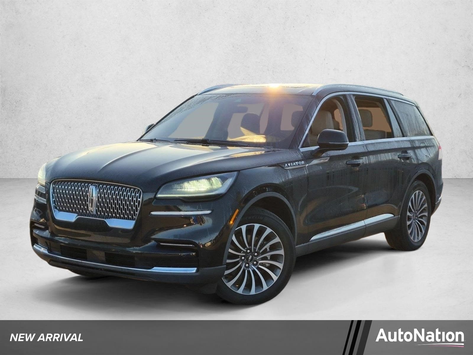 2023 Lincoln Aviator Reserve — photo 1 of 15