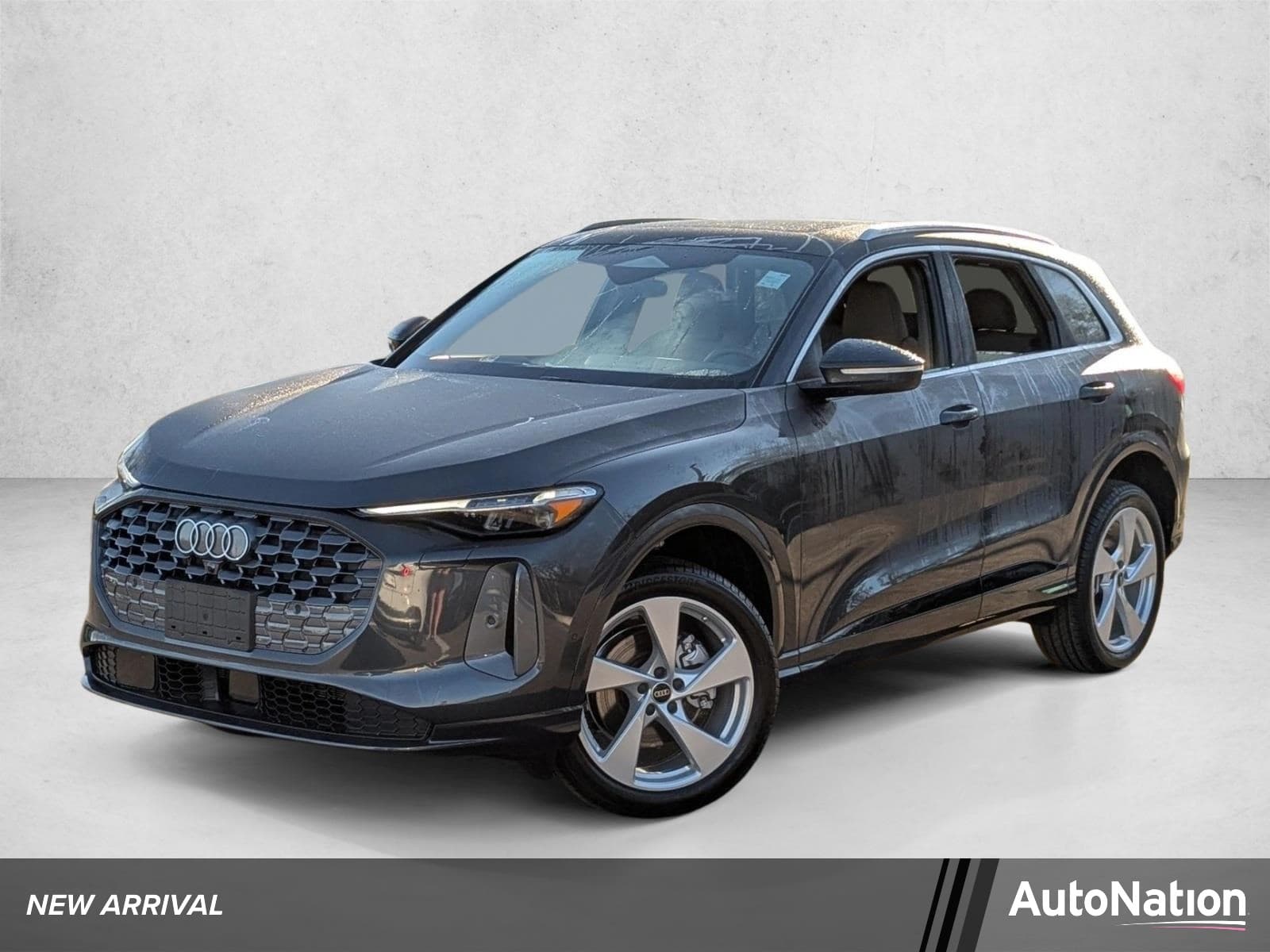 2025 Audi Q5 Premium Plus — photo 1 of 25