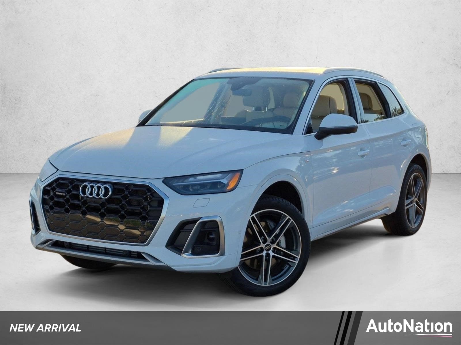 2023 Audi Q5 S line Prestige — photo 1 of 15