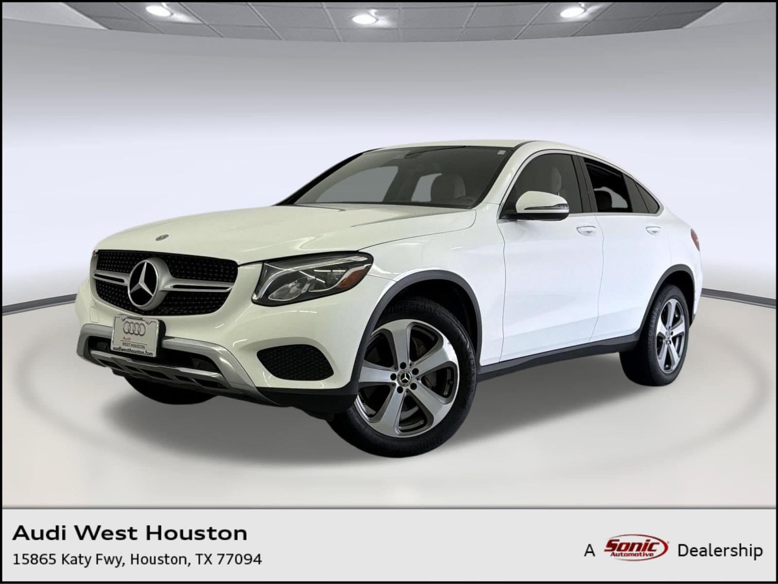 2018 Mercedes-Benz GLC GLC 300 — photo 1 of 30