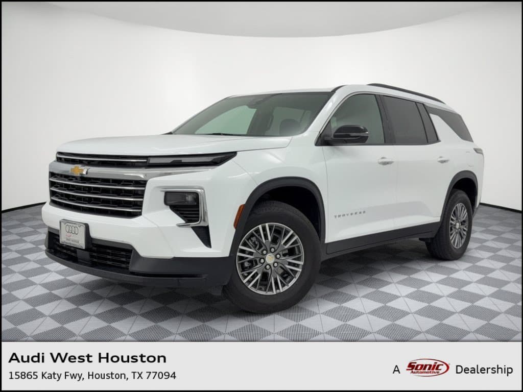 2026 Chevrolet Traverse AWD LT — photo 1 of 31