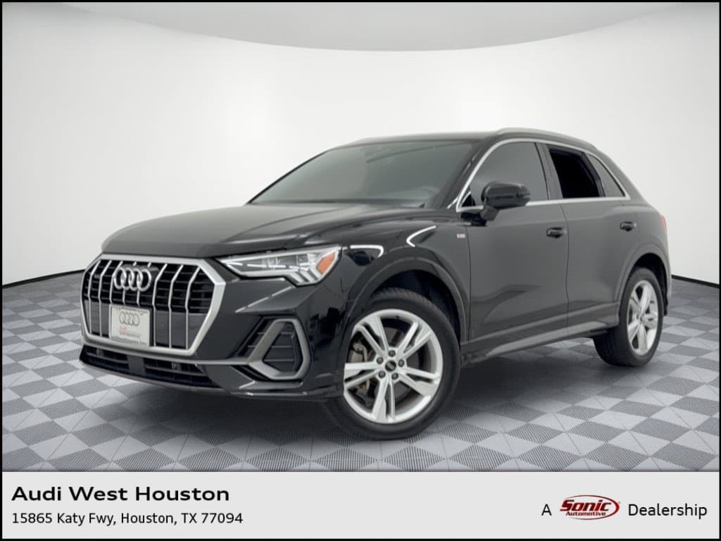 2024 Audi Q3 S line Premium — photo 1 of 31
