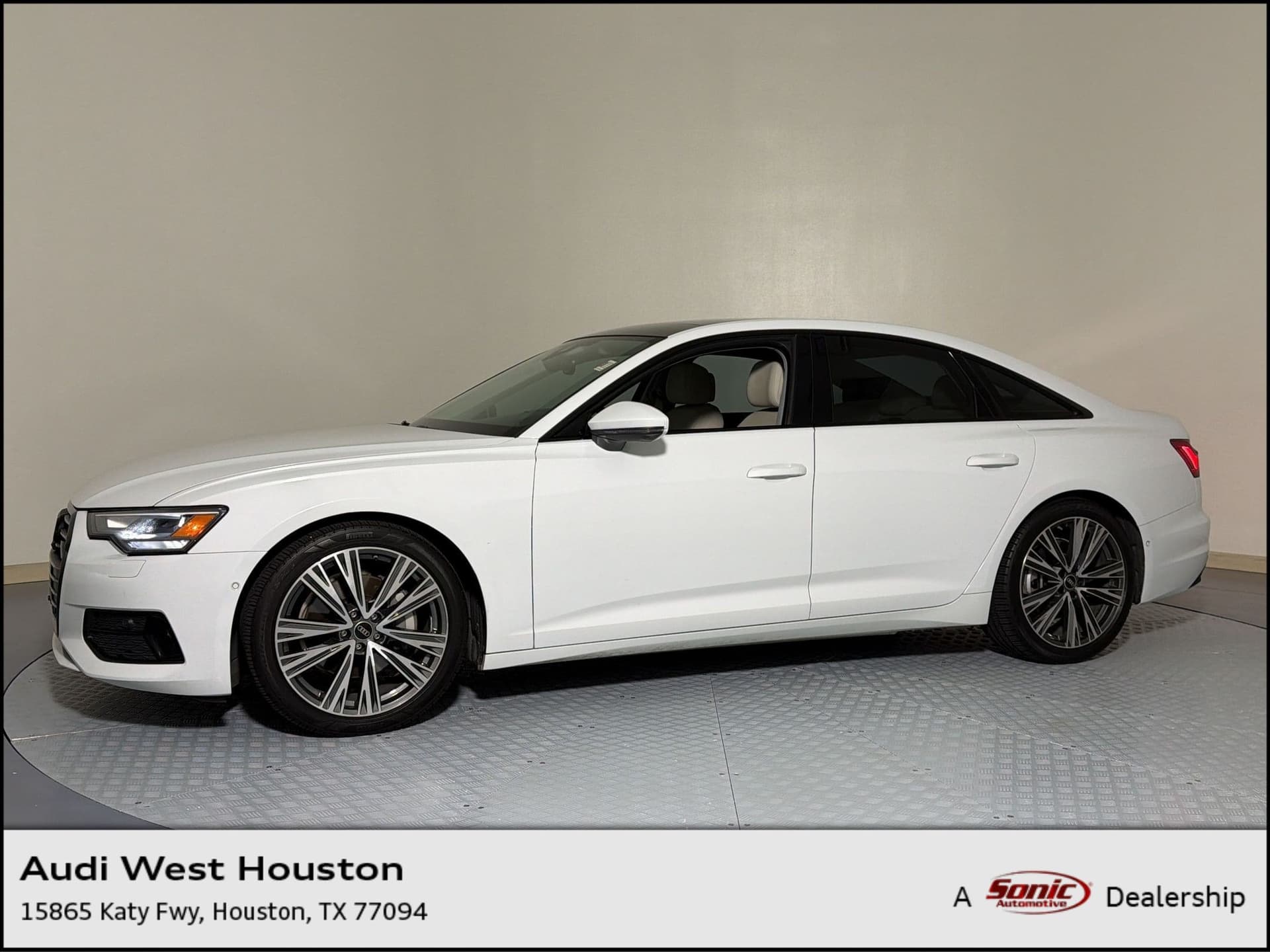 2023 Audi A6 Sedan Premium Plus — photo 1 of 33
