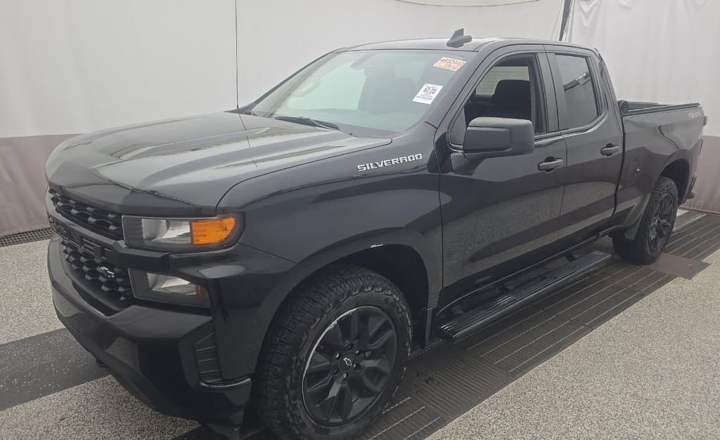 2021 Chevrolet Silverado 1500 Custom — photo 1 of 7
