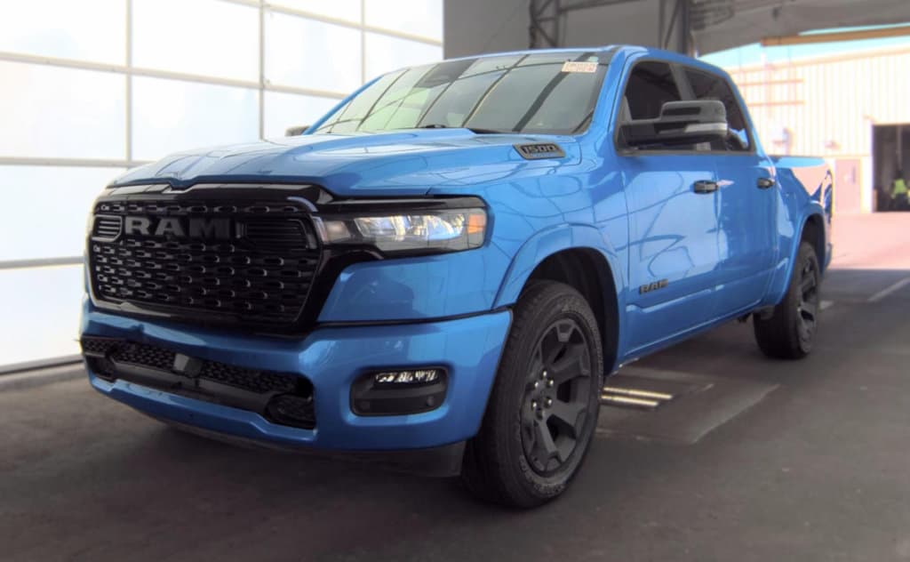 2025 RAM 1500 Big Horn — photo 1 of 6