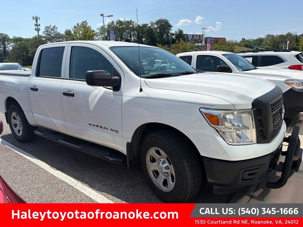 2018 Nissan Titan S — photo 1 of 5