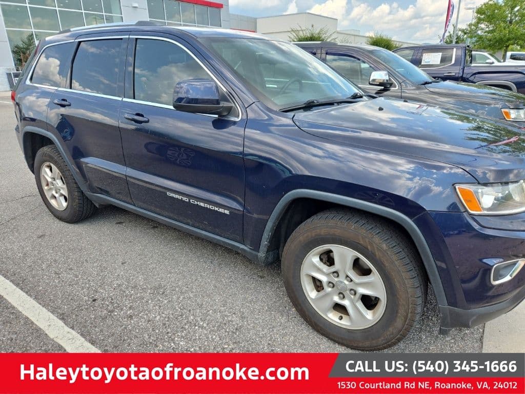 2014 Jeep Grand Cherokee Laredo — photo 1 of 11