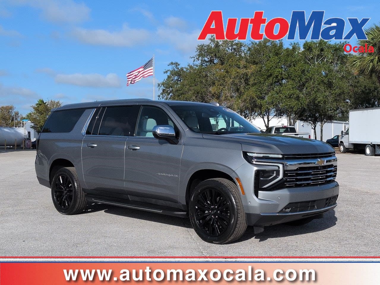 2026 Chevrolet Suburban Premier — photo 1 of 29
