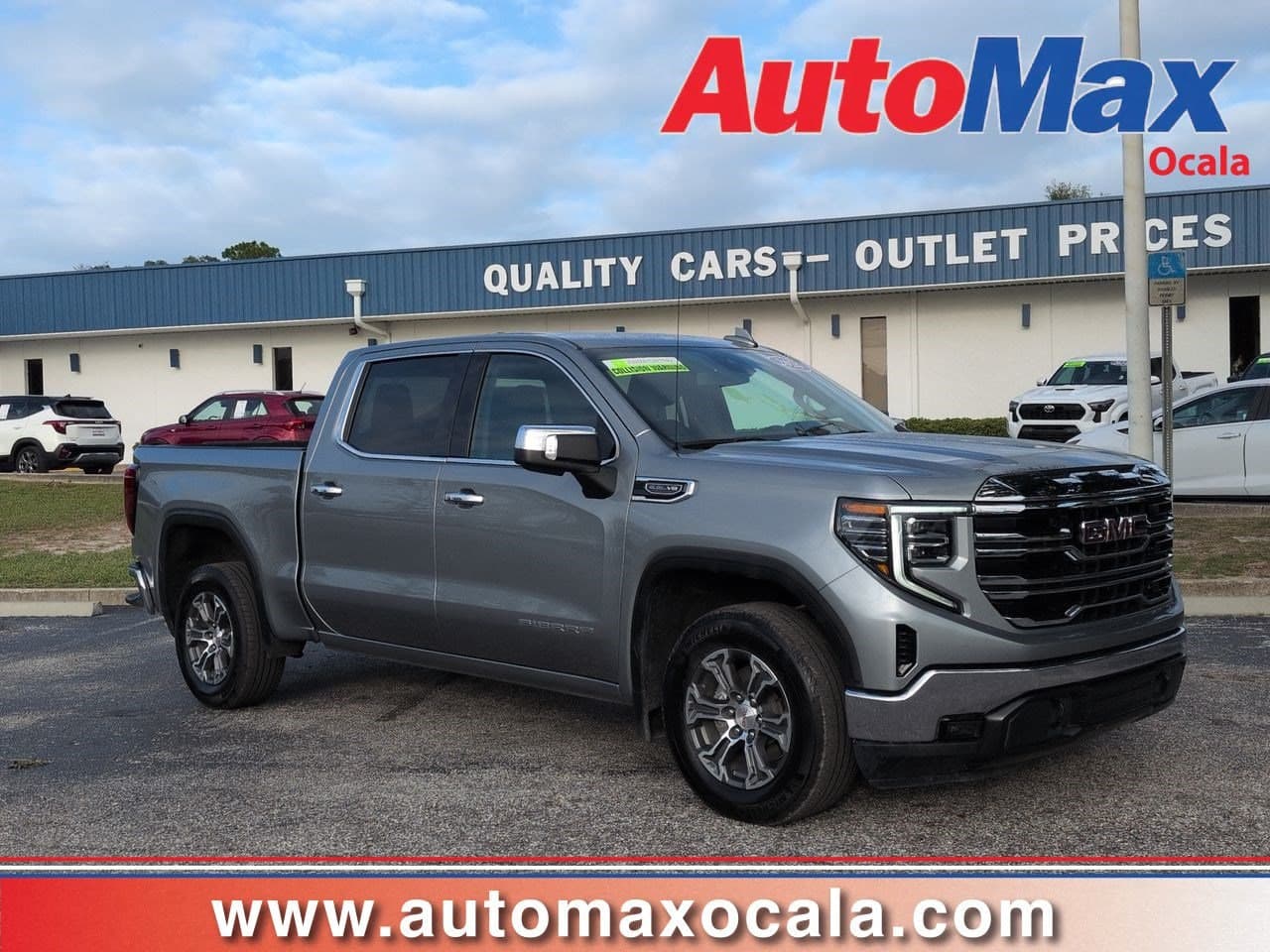 2026 GMC Sierra 1500 SLT — photo 1 of 28