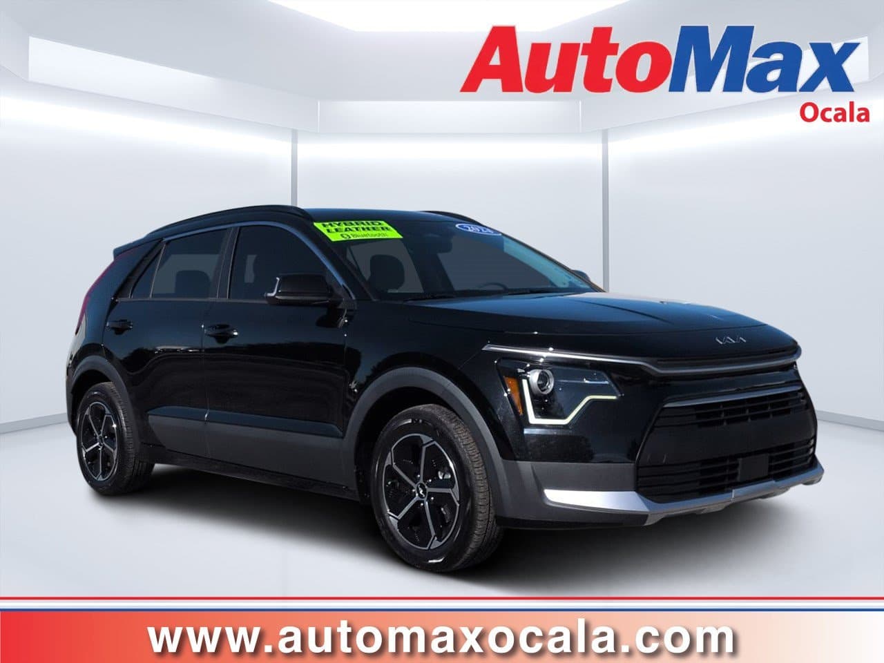 2024 Kia Niro EX — photo 1 of 28