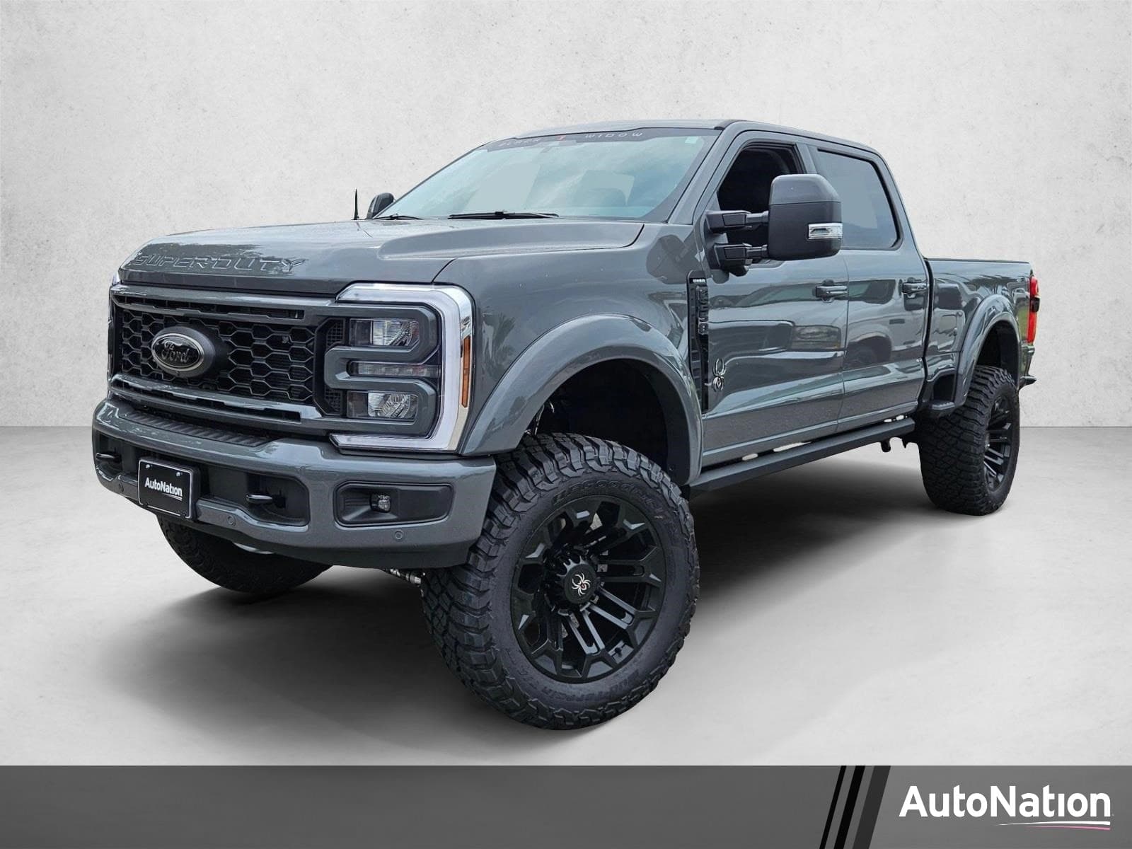 2026 Ford Super Duty F-250 SRW LARIAT — photo 1 of 25