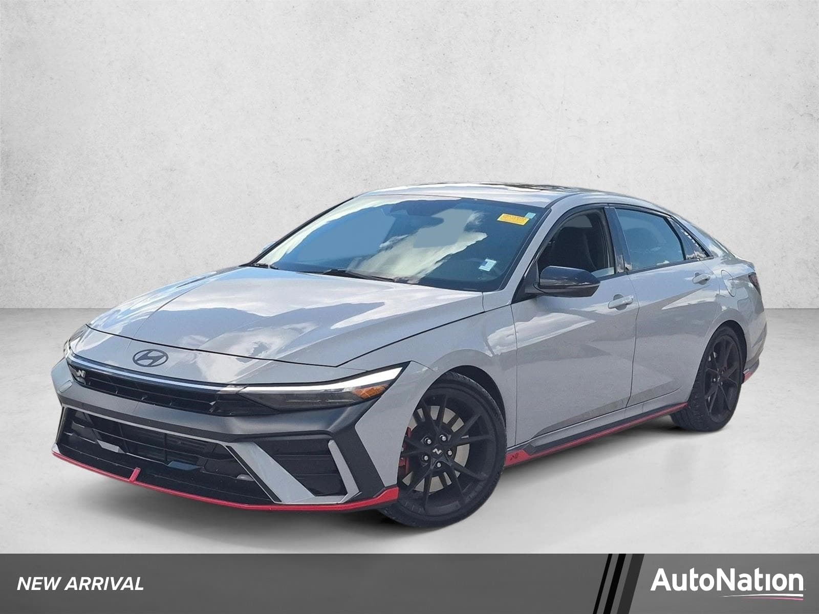 2025 Hyundai Elantra N Base — photo 1 of 16