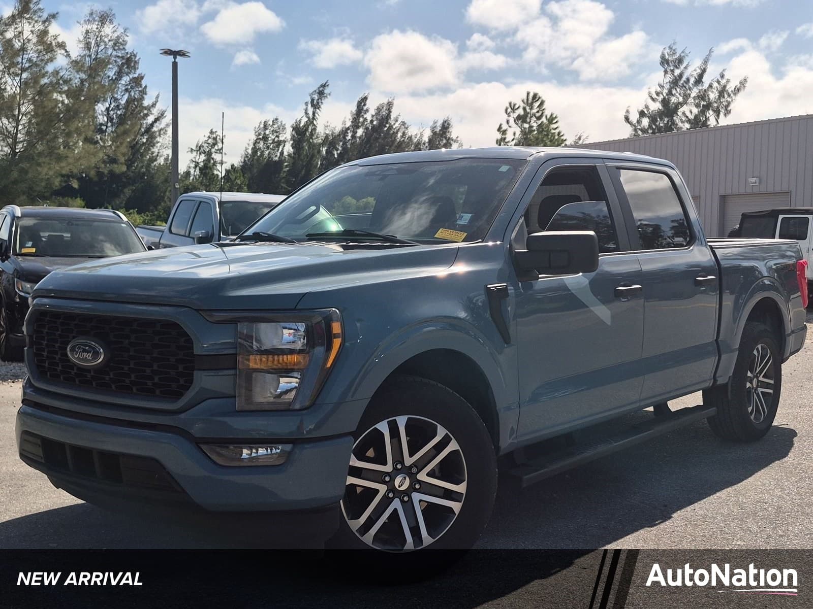 2023 Ford F-150 XL — photo 1 of 18