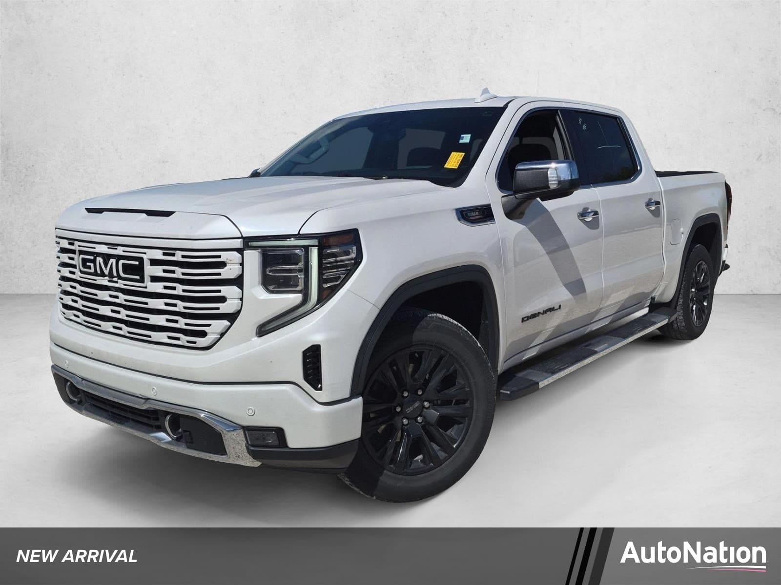 2023 GMC Sierra 1500 Denali — photo 1 of 16