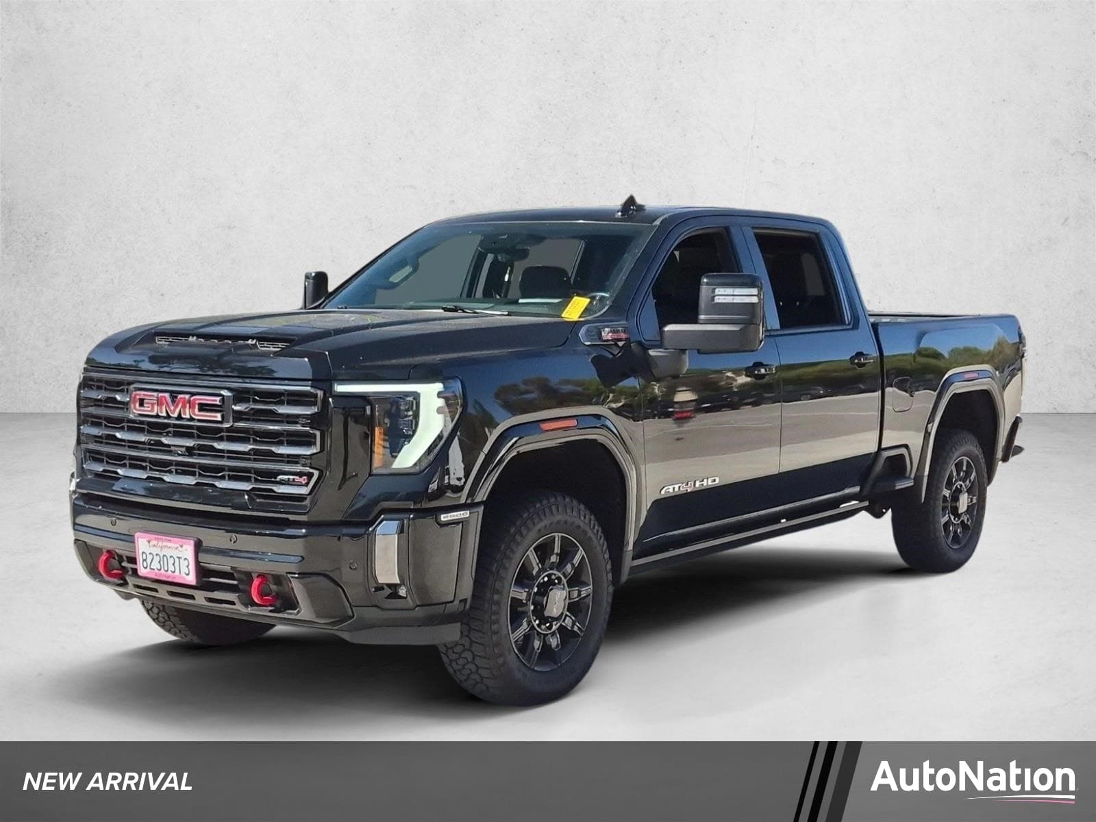 2024 GMC Sierra 2500HD AT4 — photo 1 of 15