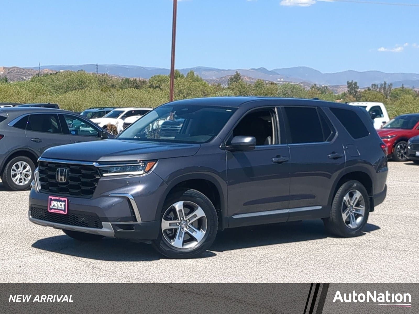 2025 Honda Pilot EX-L — photo 1 of 27