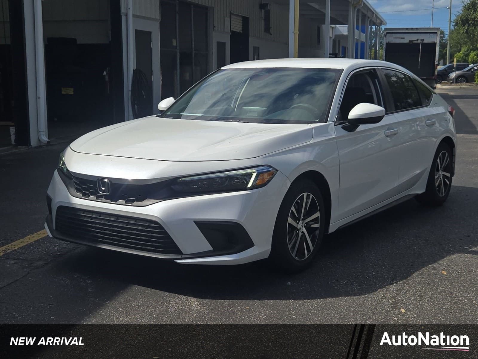 2024 Honda Civic Hatchback LX — photo 1 of 15