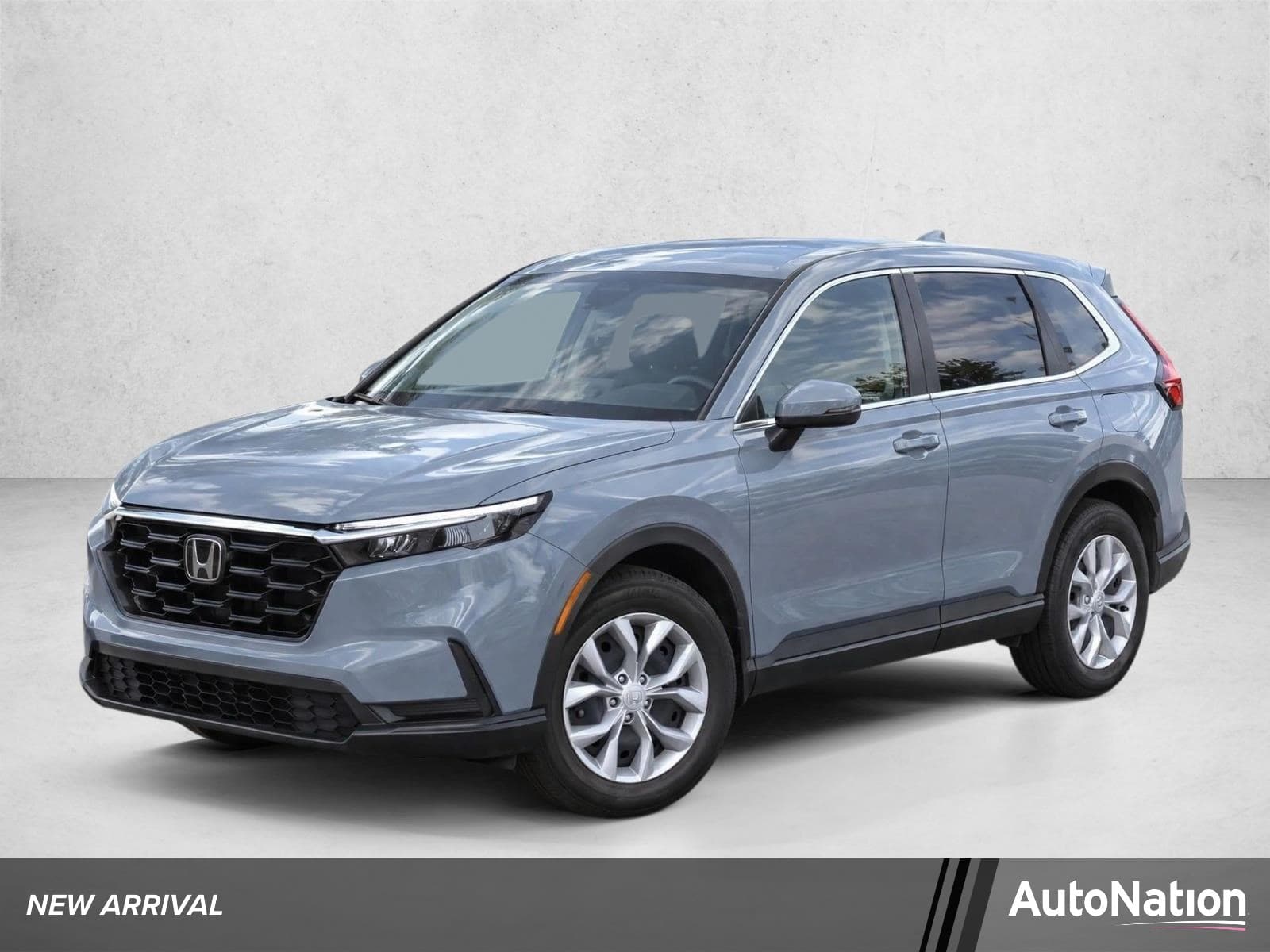 2025 Honda CR-V LX — photo 1 of 8