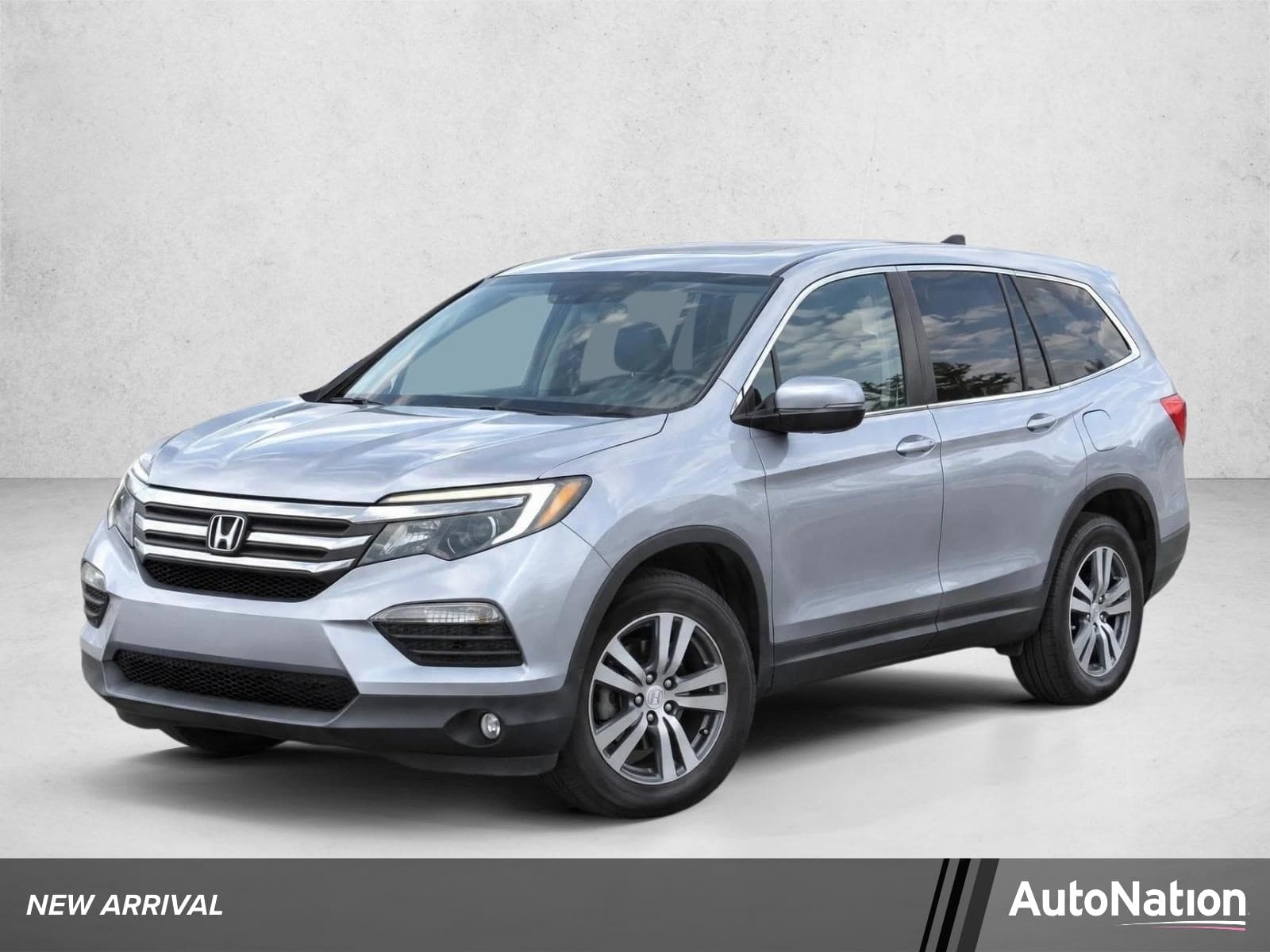 2018 Honda Pilot EX-L — photo 1 of 8