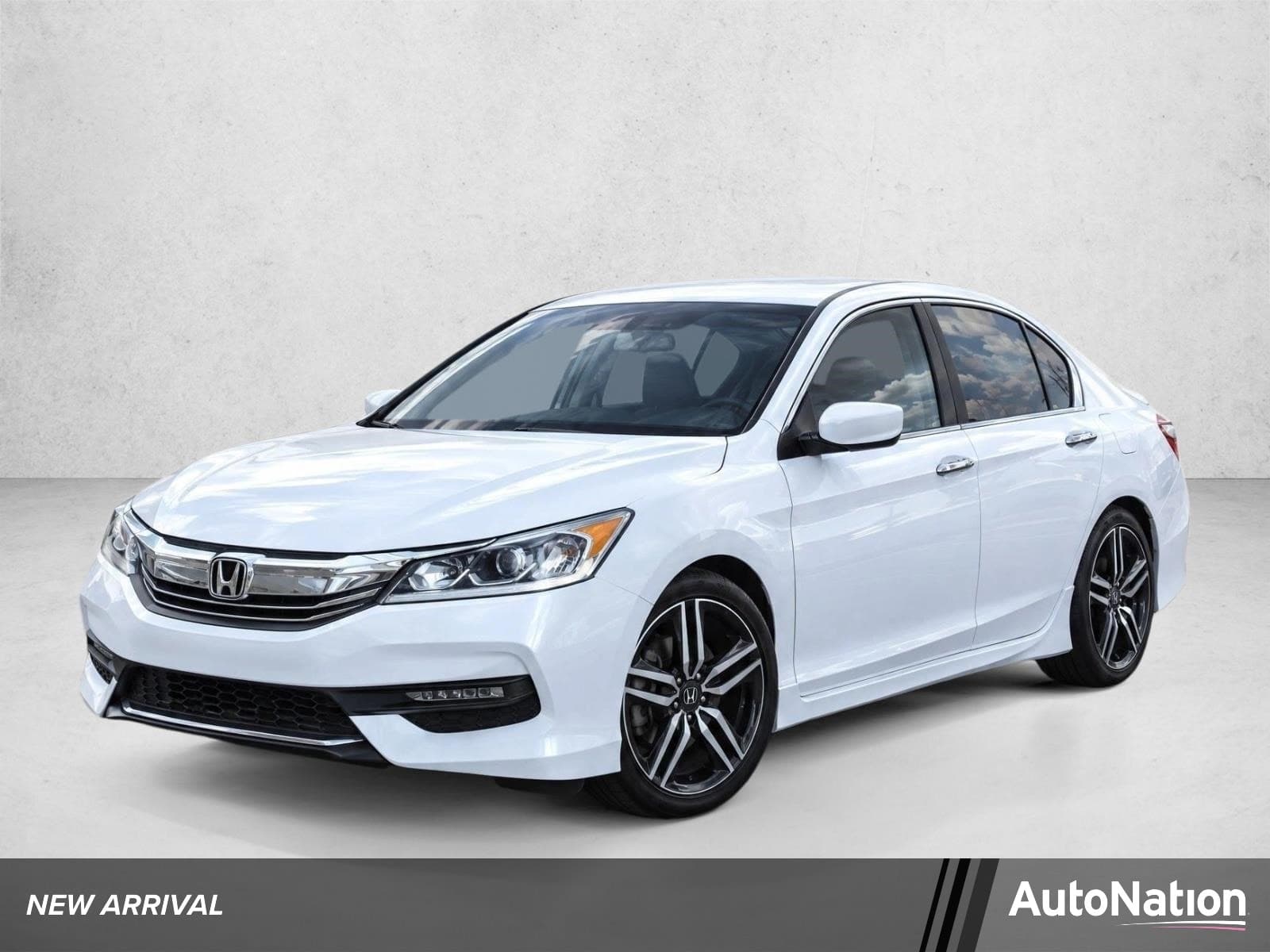 2017 Honda Accord Sedan Sport — photo 1 of 30