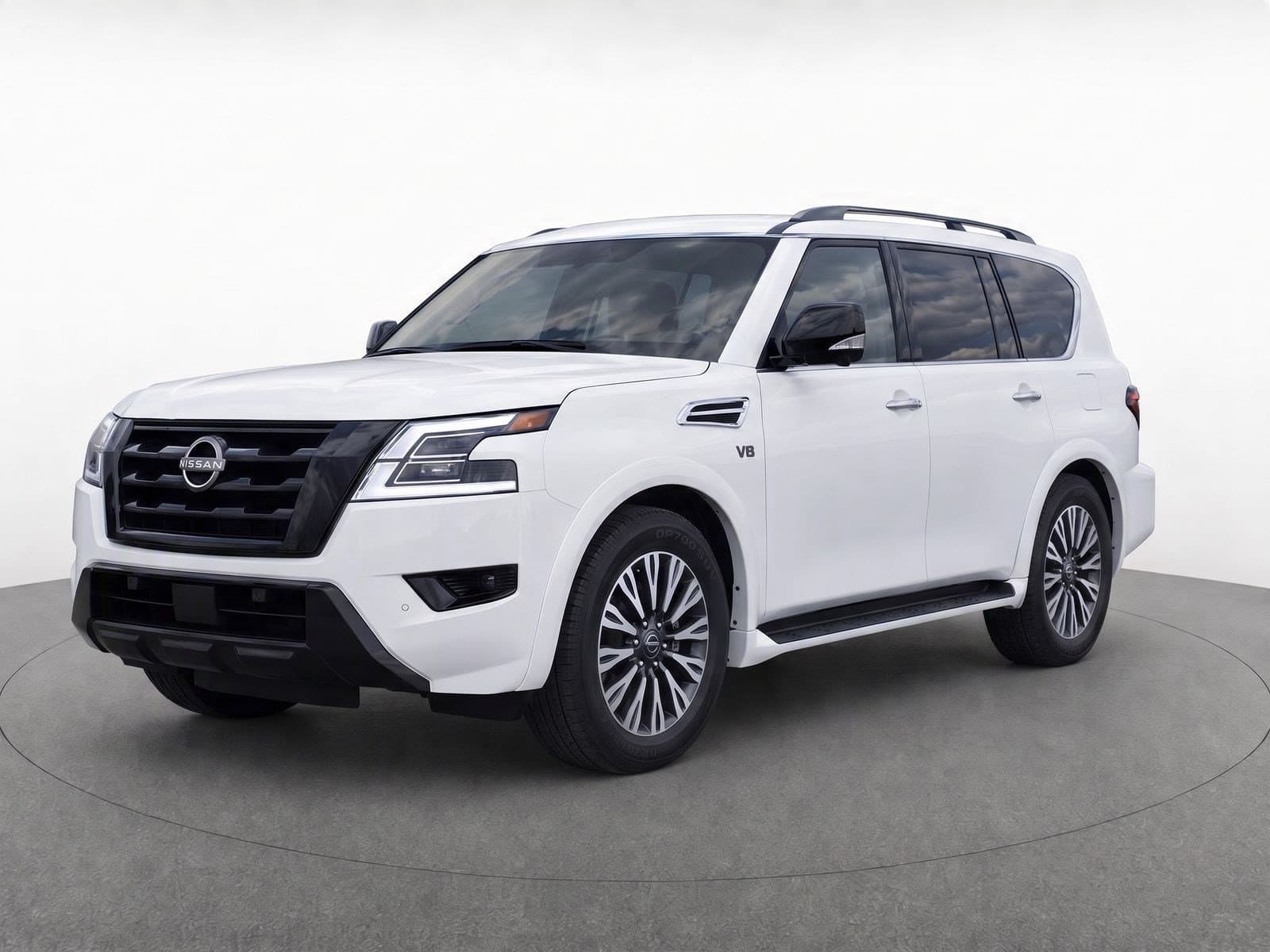 2022 Nissan Armada SL — photo 1 of 8