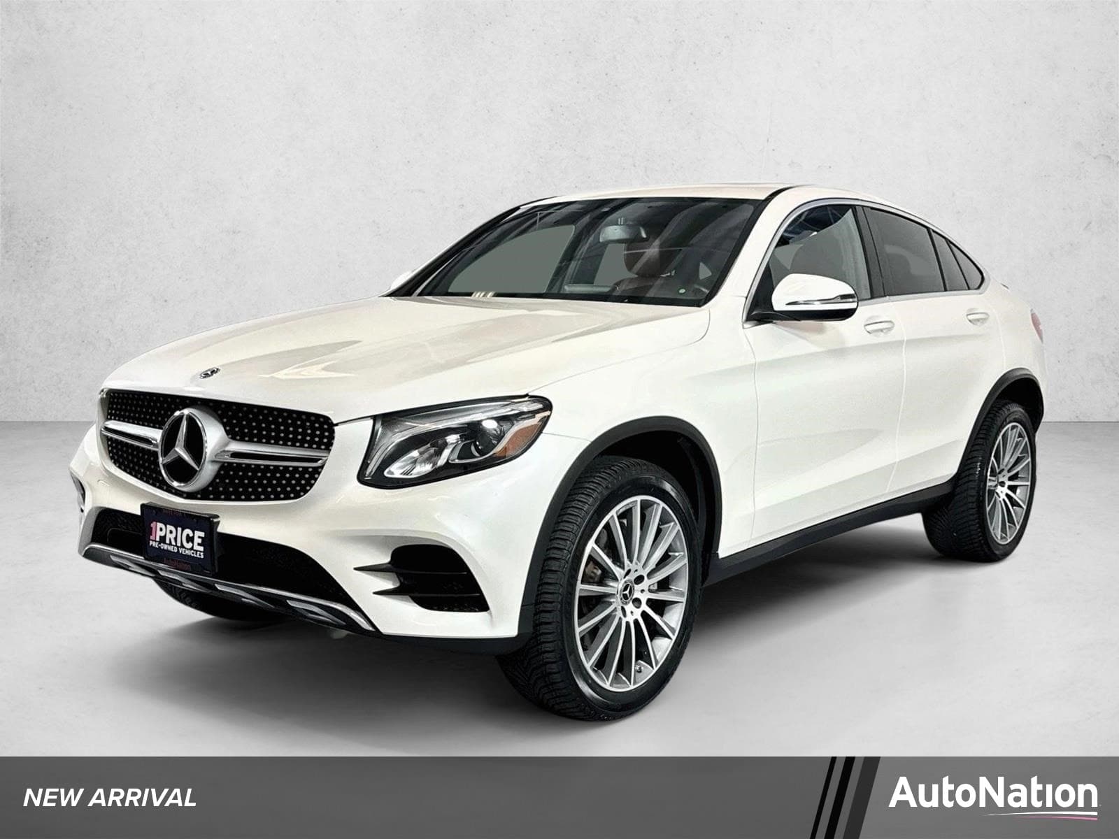 2019 Mercedes-Benz GLC Base — photo 1 of 30