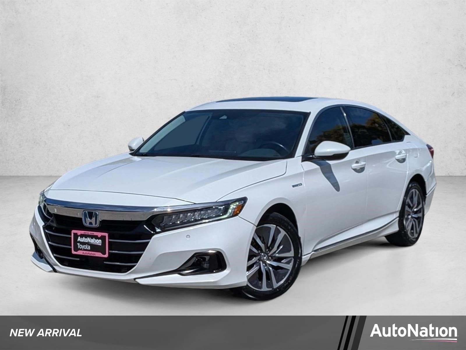 2021 Honda Accord Hybrid EX-L — photo 1 of 24