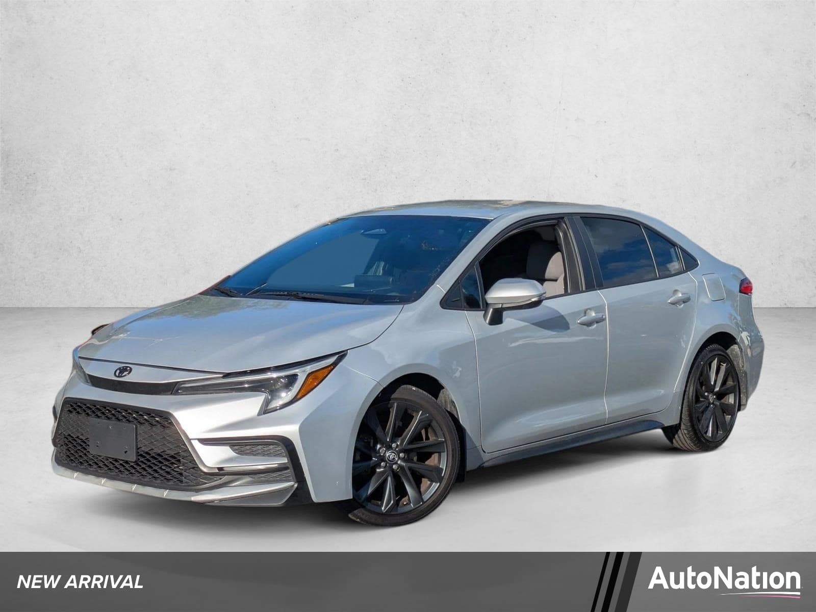 2024 Toyota Corolla SE — photo 1 of 15