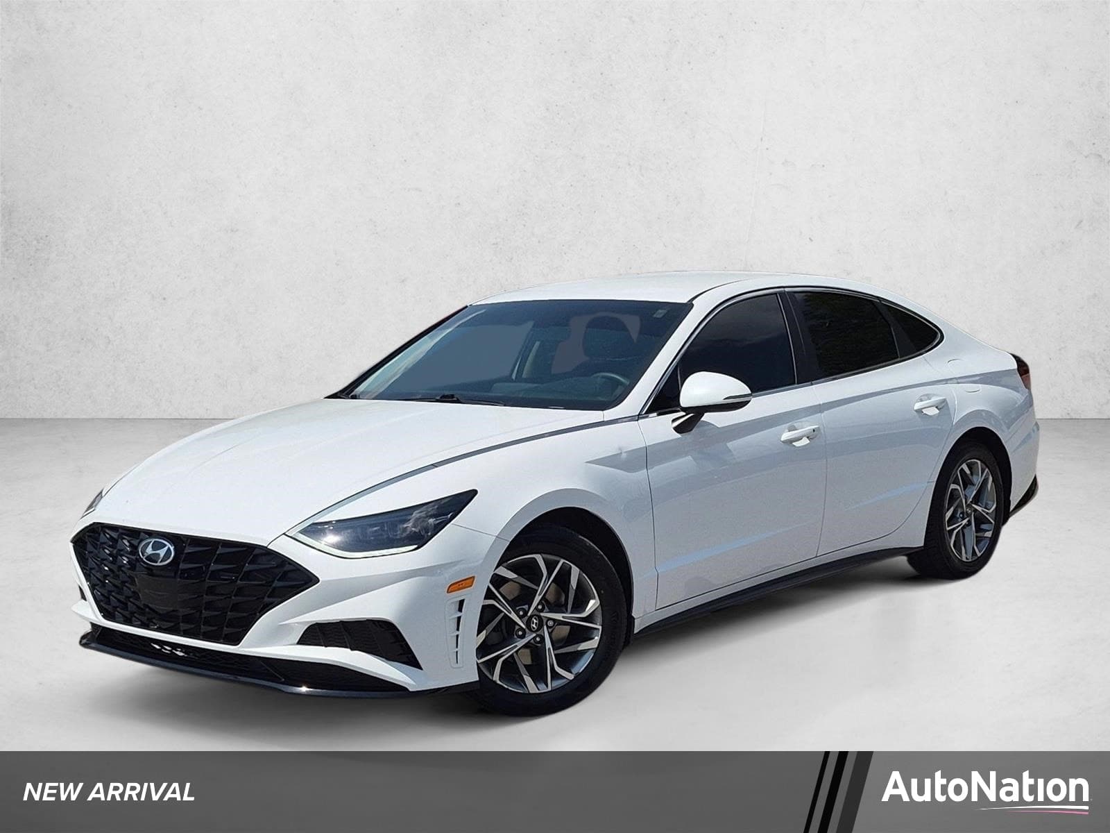2023 Hyundai Sonata SEL — photo 1 of 24