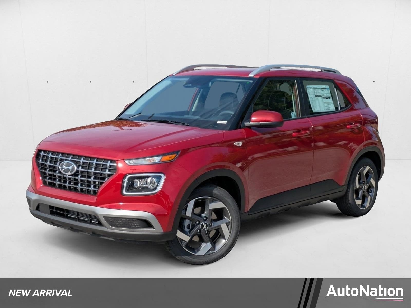 2025 Hyundai Venue Limited — photo 1 of 24
