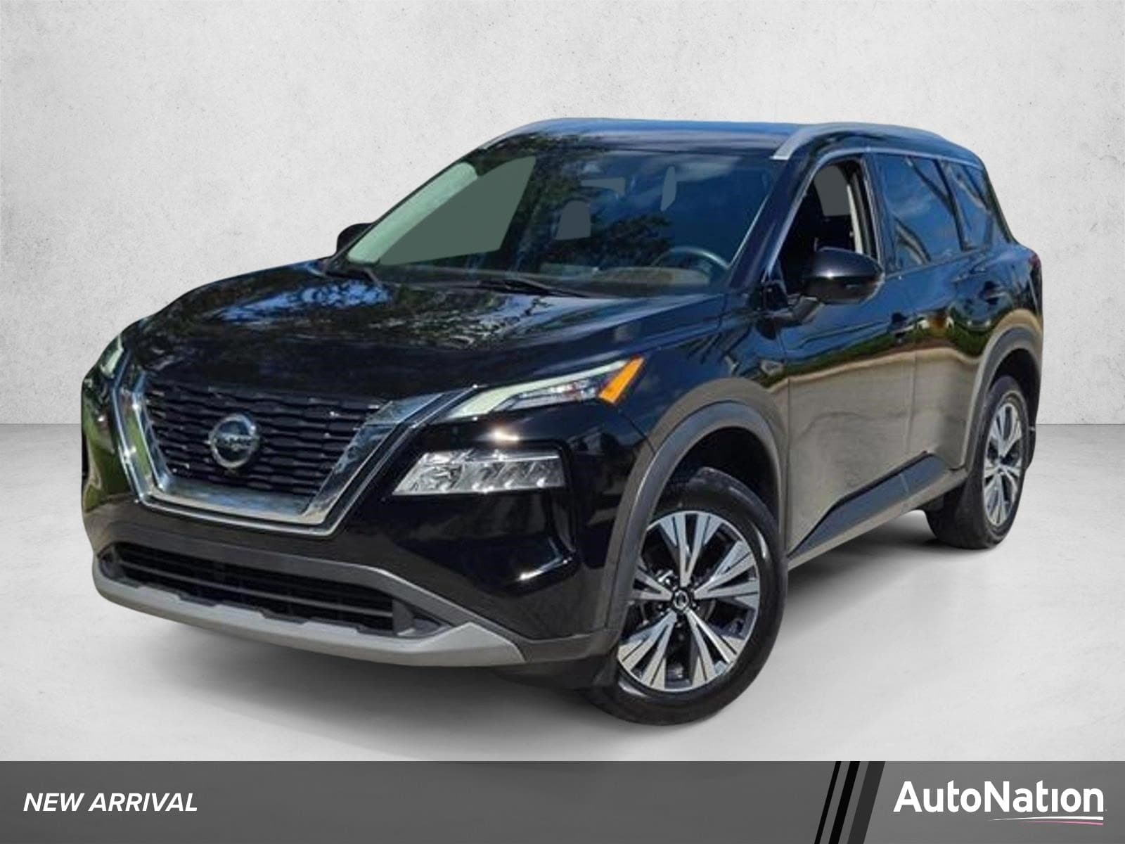 2021 Nissan Rogue SV — photo 1 of 25