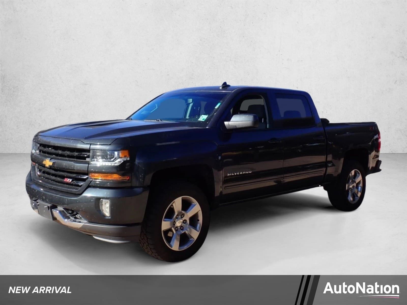 2018 Chevrolet Silverado 1500 LT — photo 1 of 15