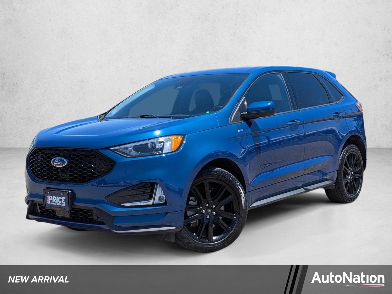2024 Ford Edge ST-Line — photo 1 of 24