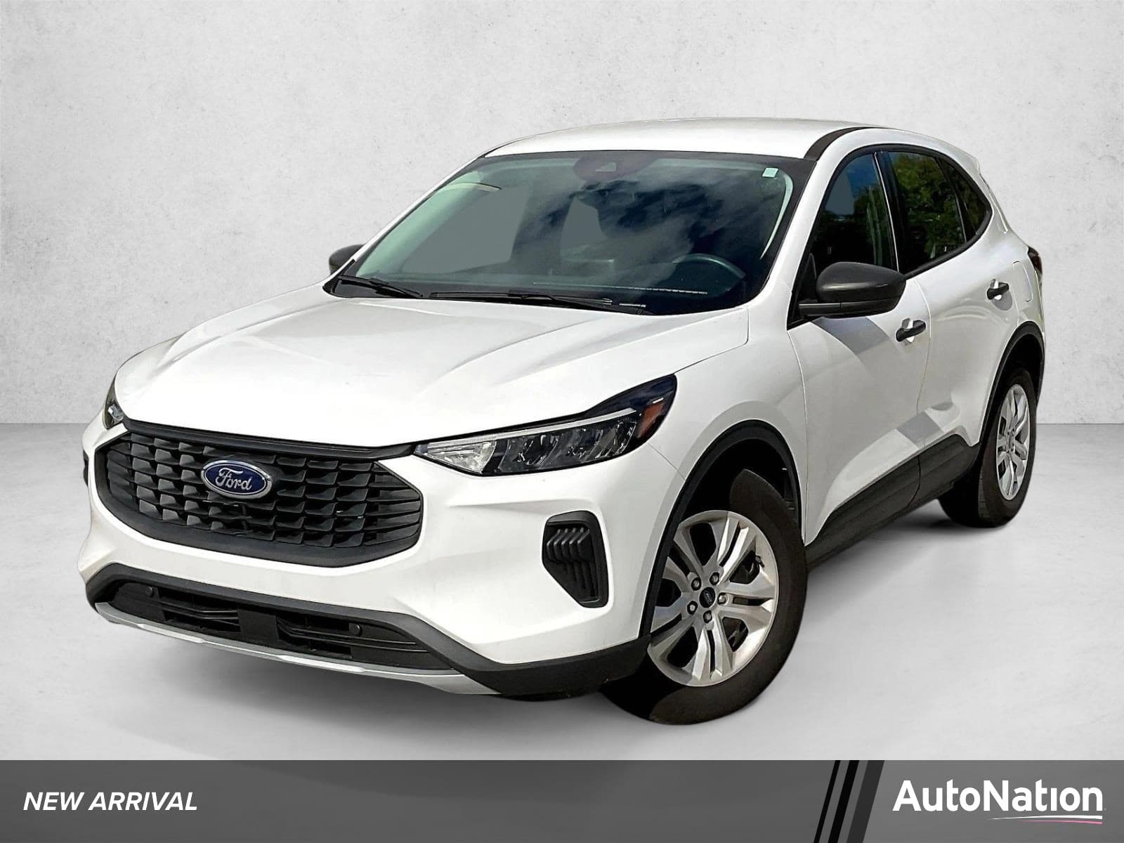 2023 Ford Escape Base — photo 1 of 30