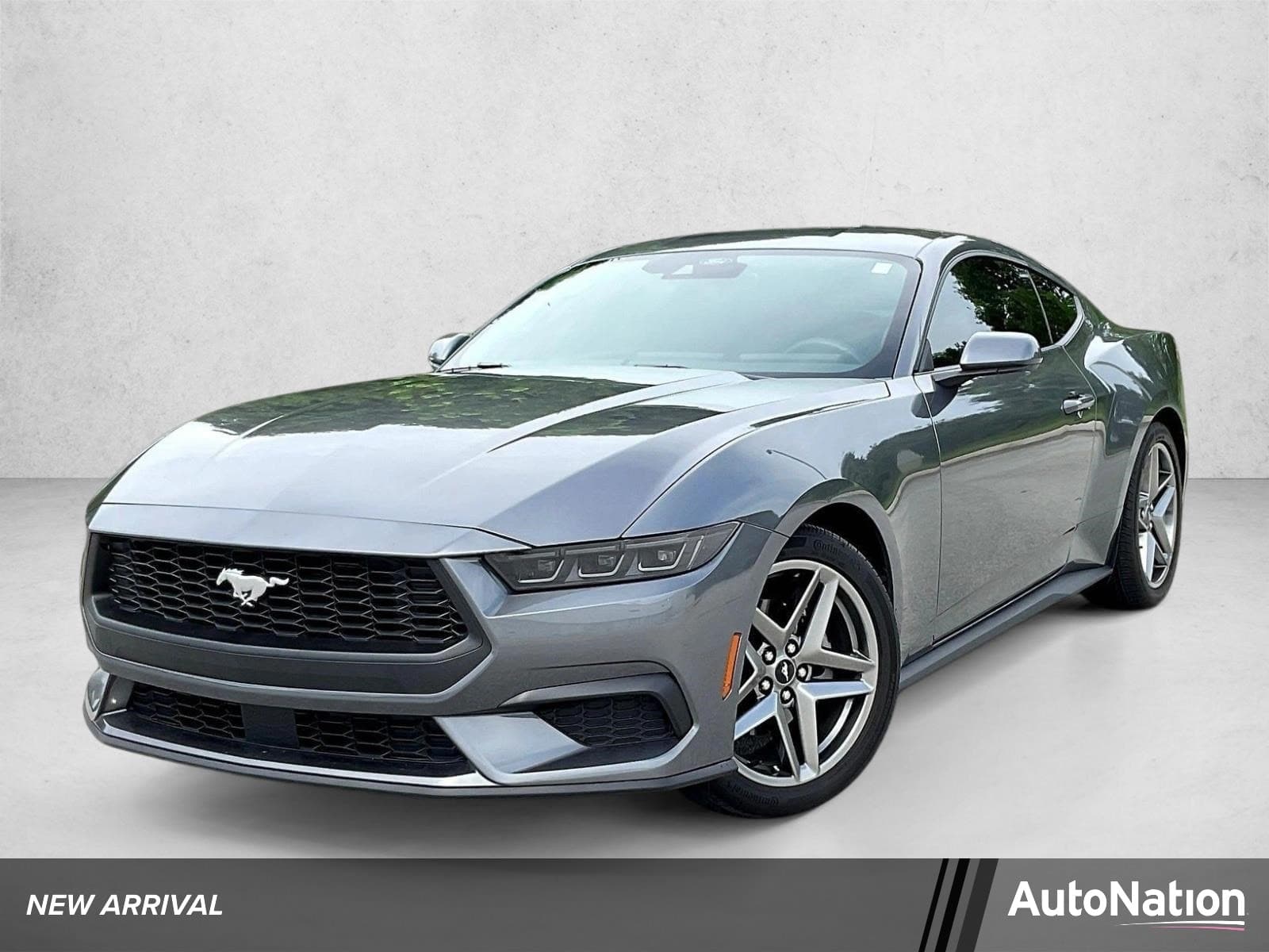 2025 Ford Mustang EcoBoost — photo 1 of 30