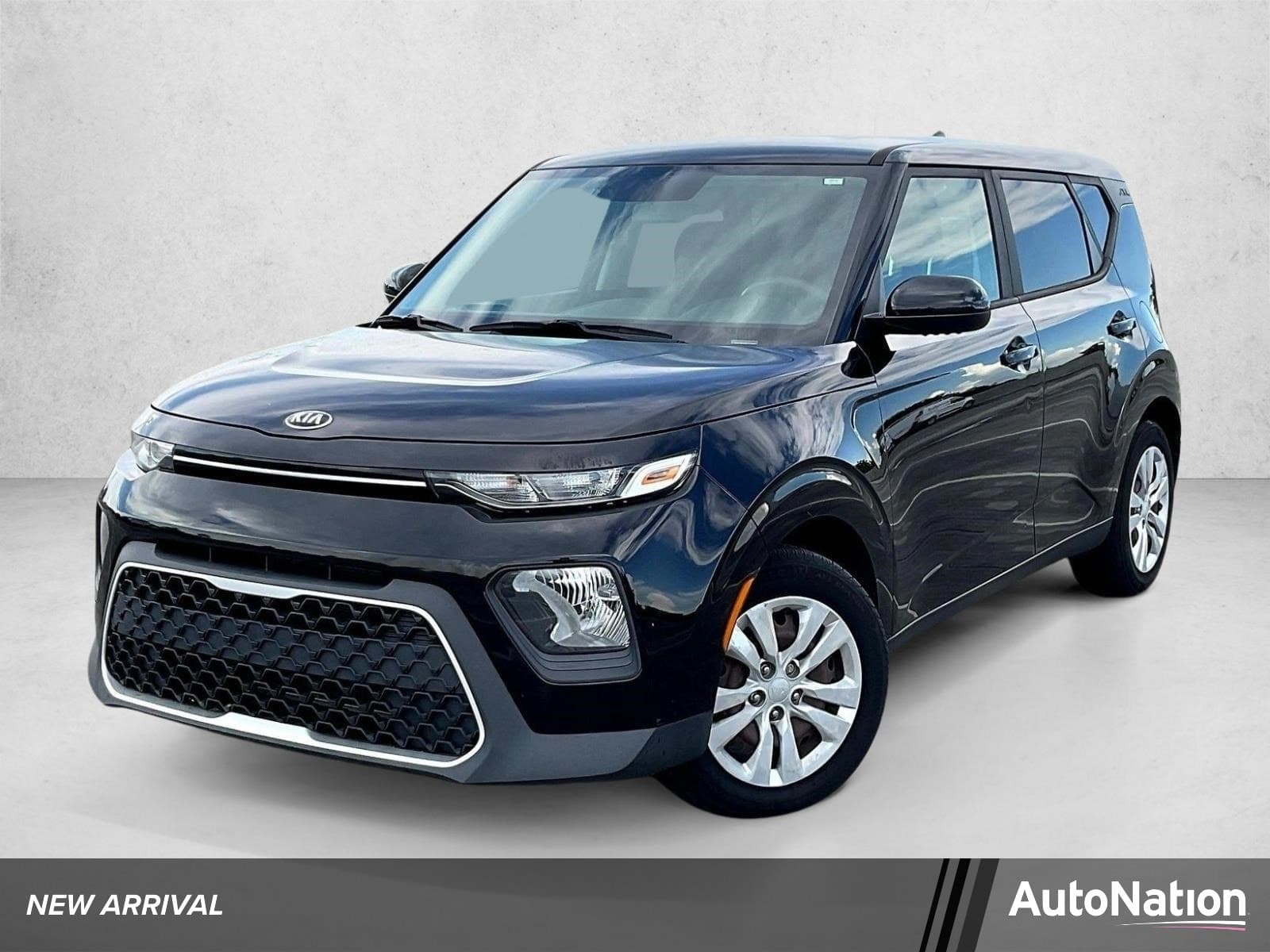 2020 Kia Soul LX — photo 1 of 30