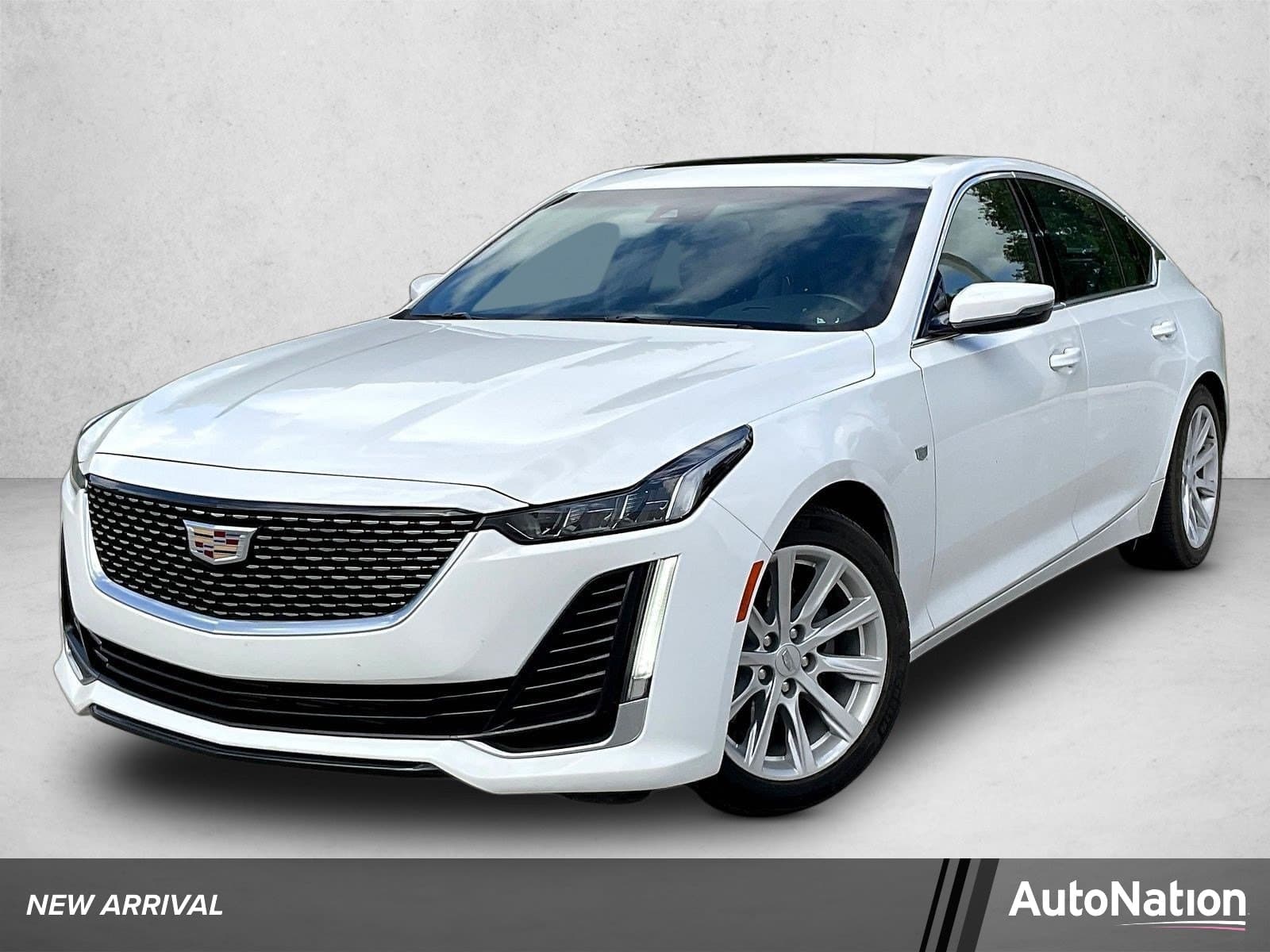2022 Cadillac CT5 Luxury — photo 1 of 29