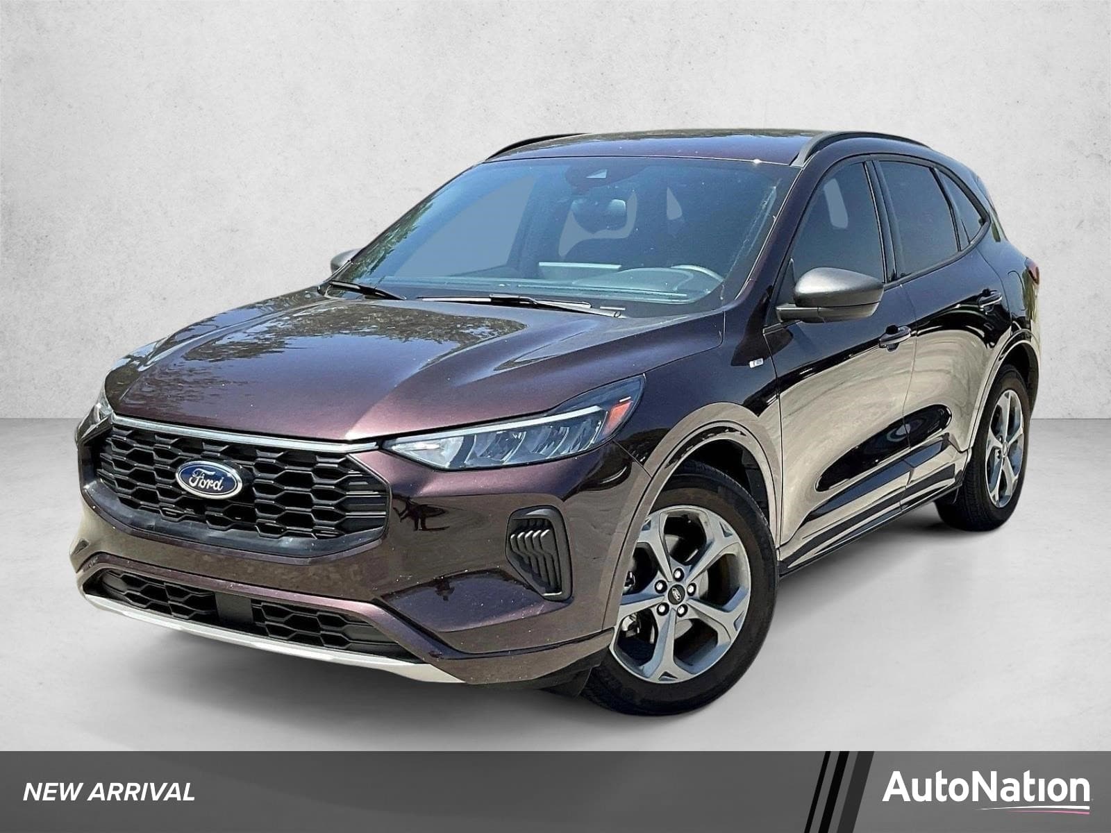2023 Ford Escape ST-Line — photo 1 of 30