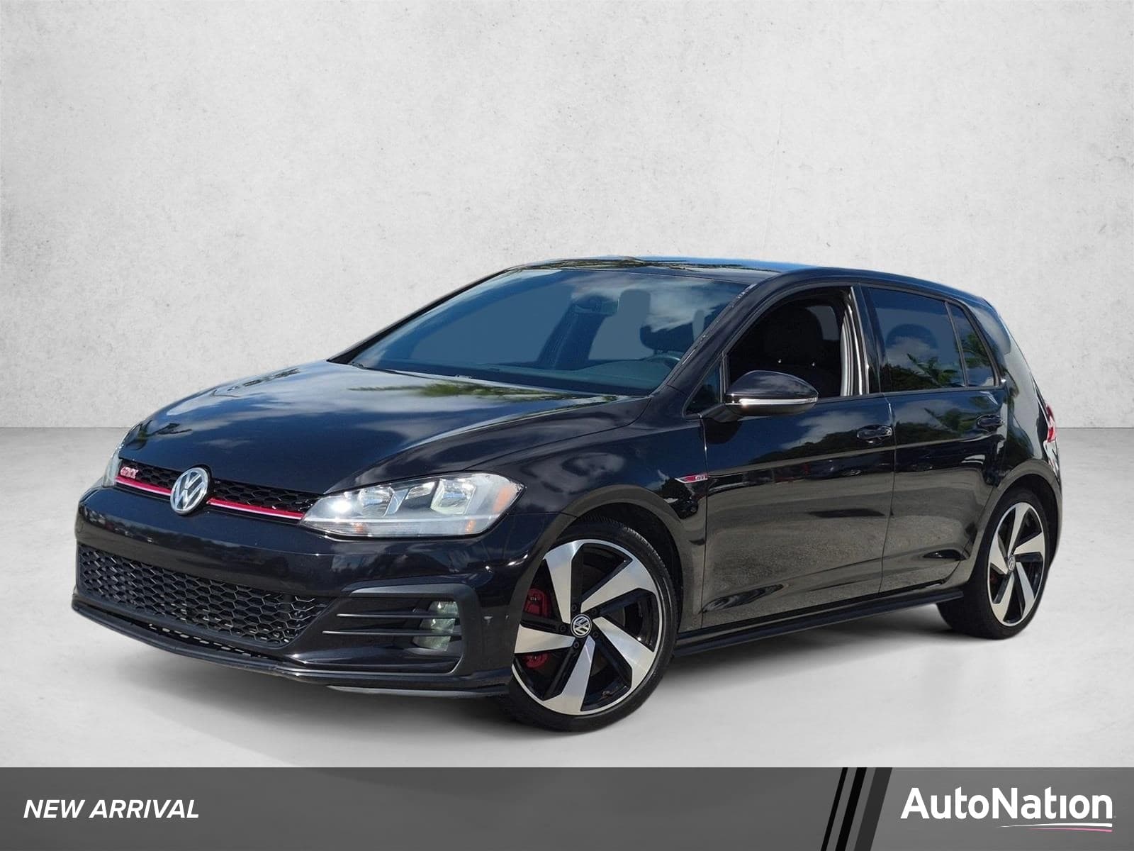 2020 Volkswagen Golf GTI S — photo 1 of 22