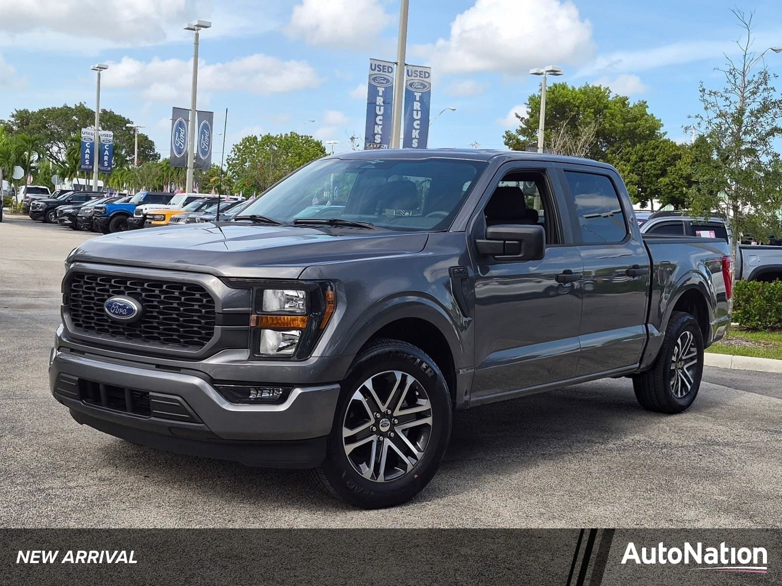 2023 Ford F-150 XL — photo 1 of 23