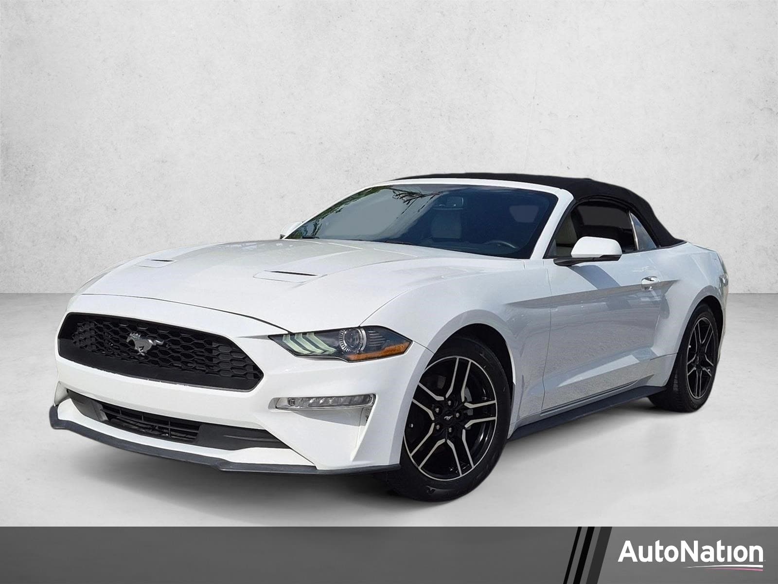 2019 Ford Mustang EcoBoost Premium — photo 1 of 21