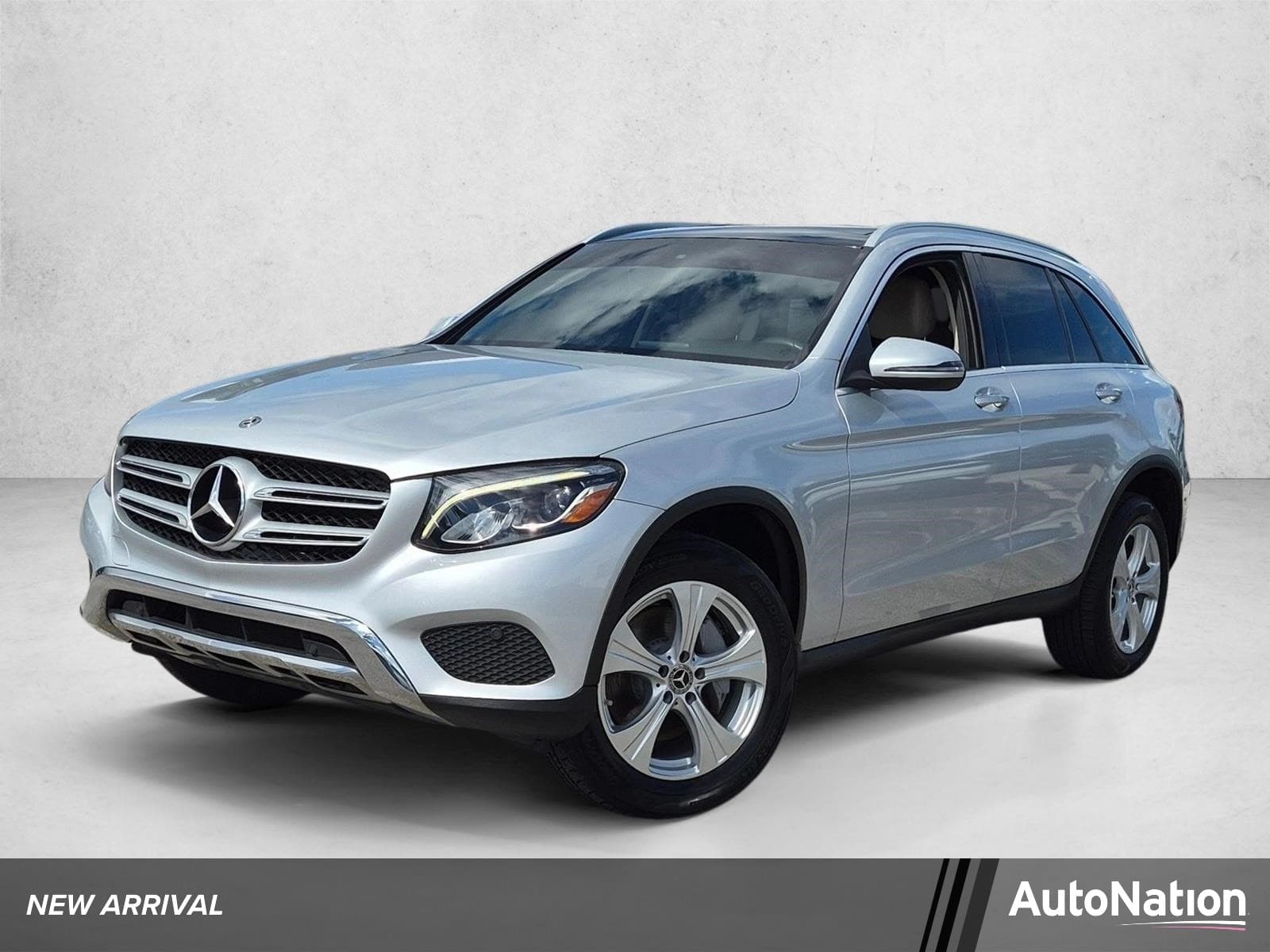 2018 Mercedes-Benz GLC GLC 300 — photo 1 of 24