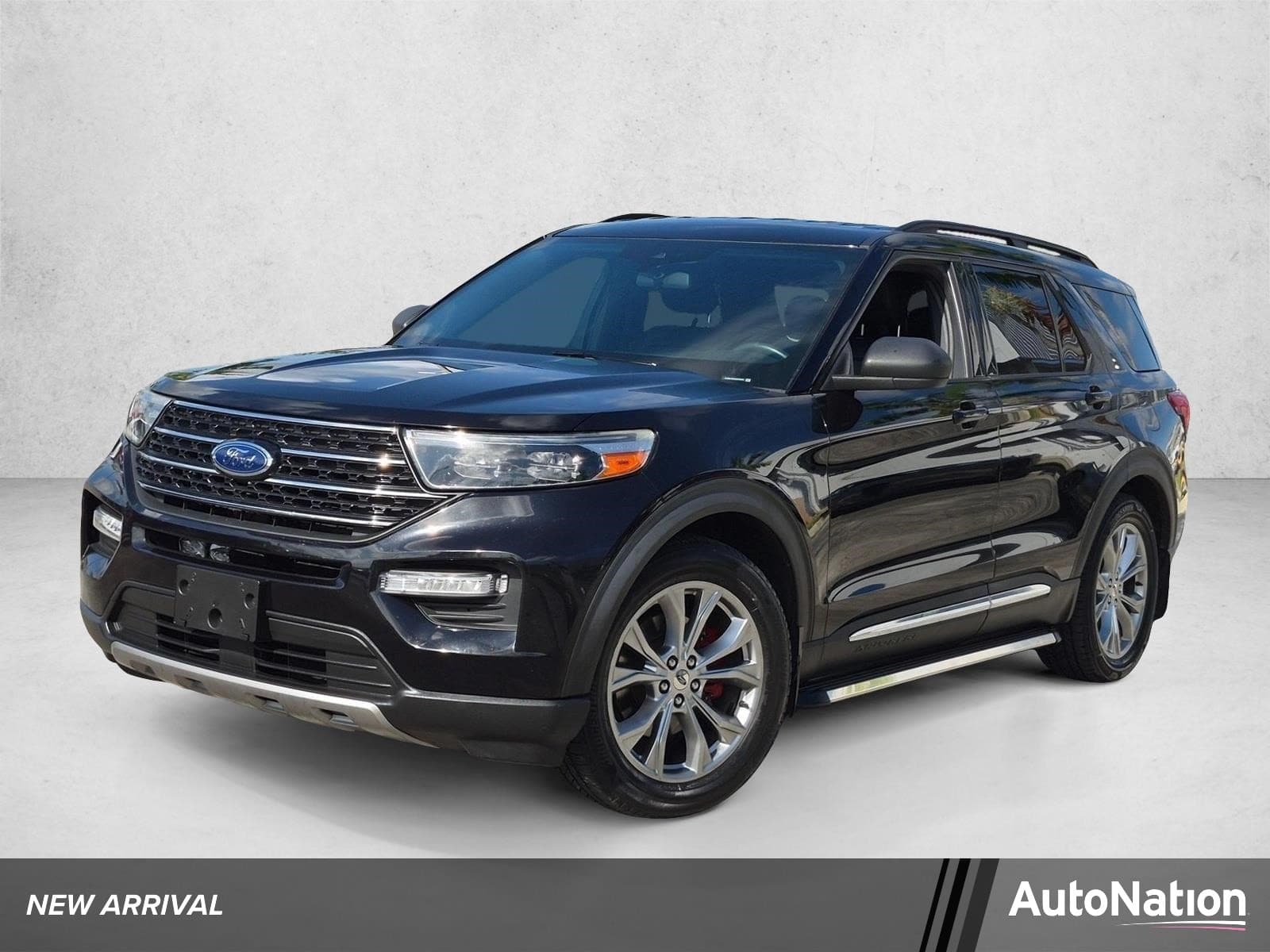 2020 Ford Explorer XLT — photo 1 of 24