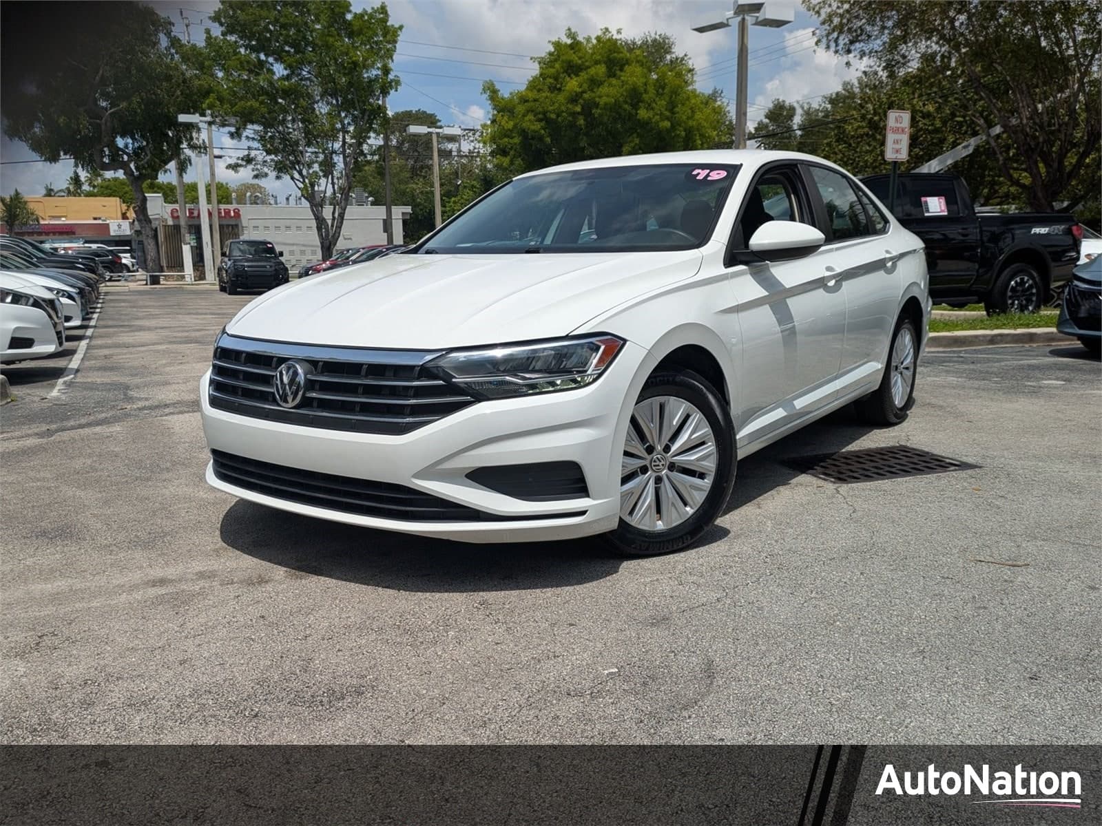 2019 Volkswagen Jetta S — photo 1 of 23