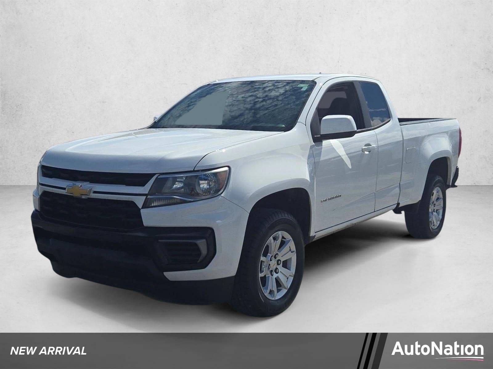 2022 Chevrolet Colorado 2WD LT — photo 1 of 24