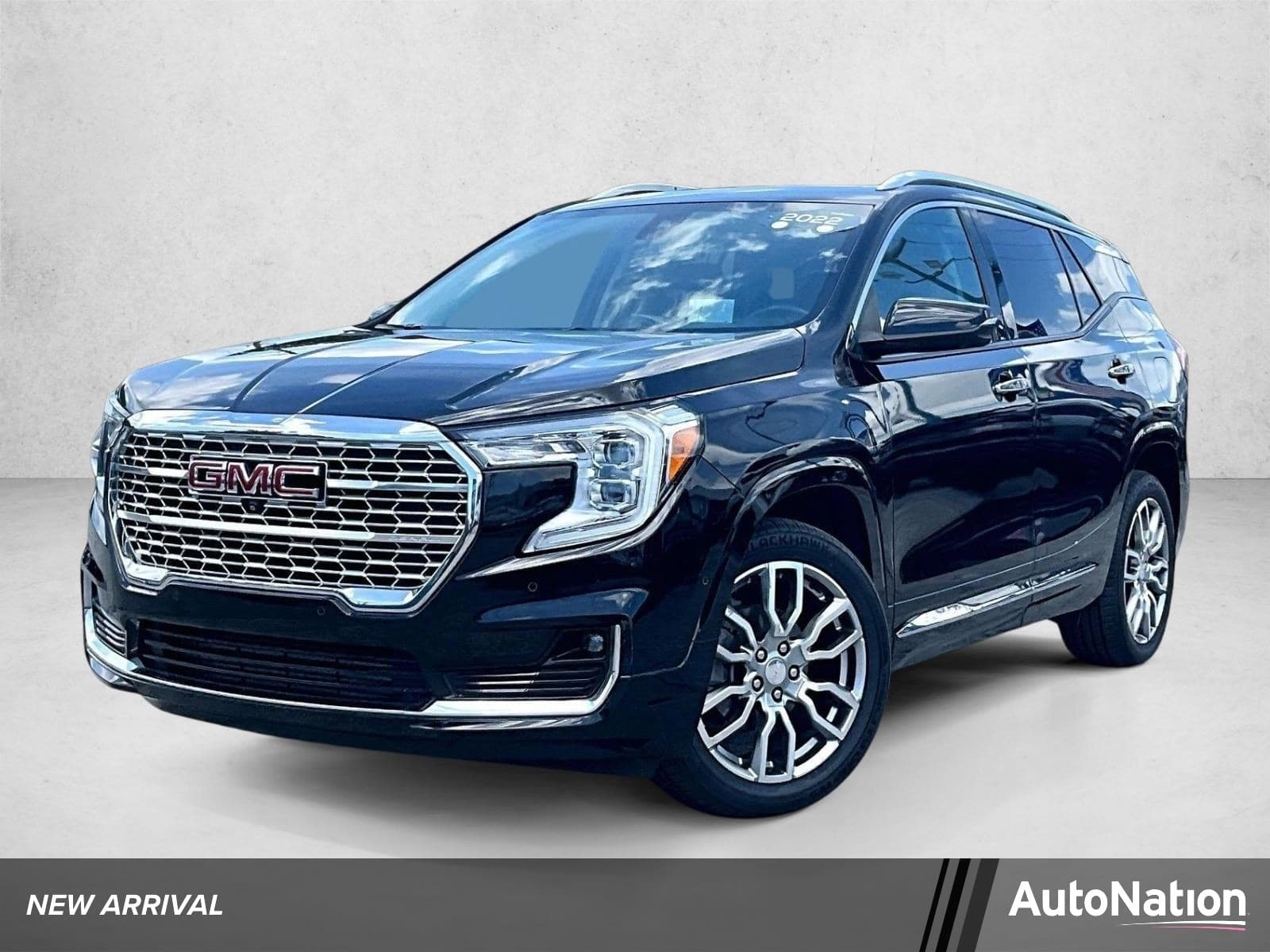 2022 GMC Terrain Denali — photo 1 of 30