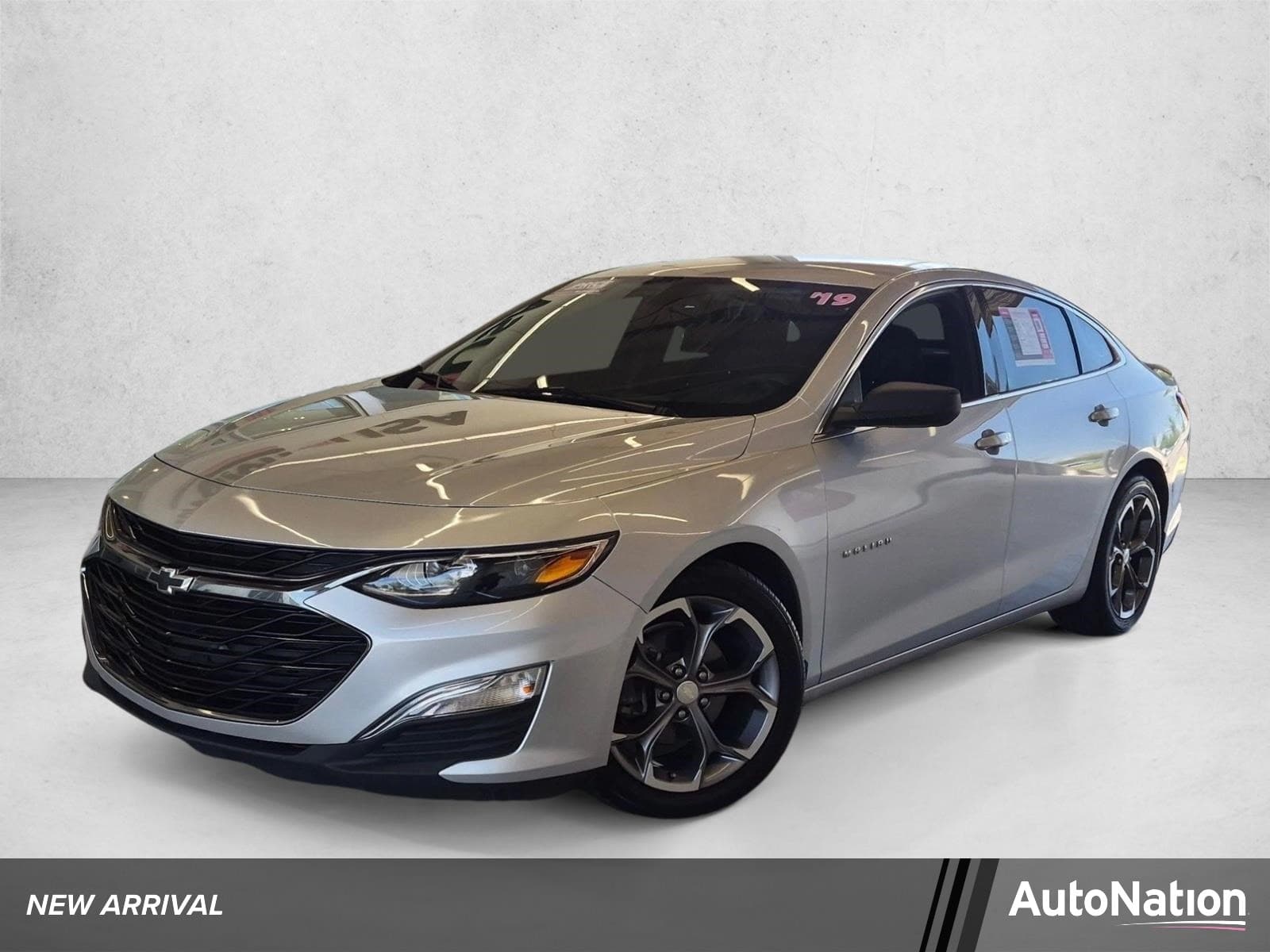2019 Chevrolet Malibu RS — photo 1 of 23