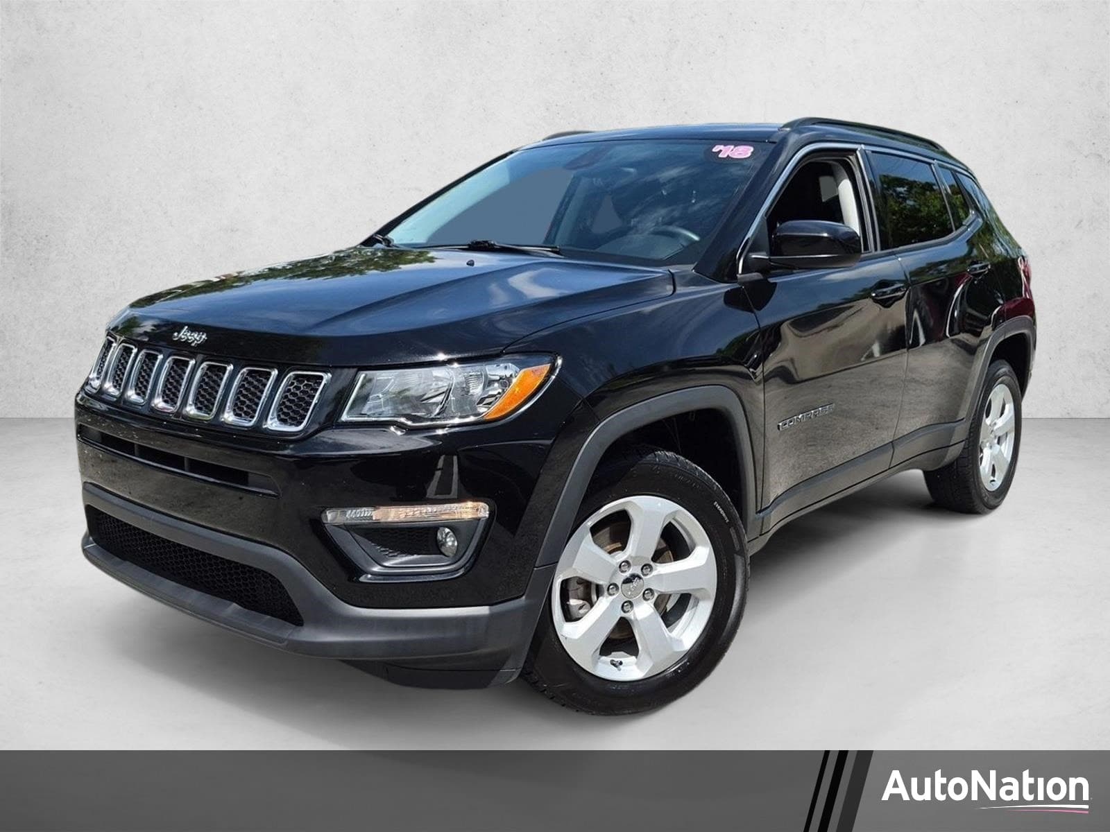 2018 Jeep Compass Latitude — photo 1 of 24